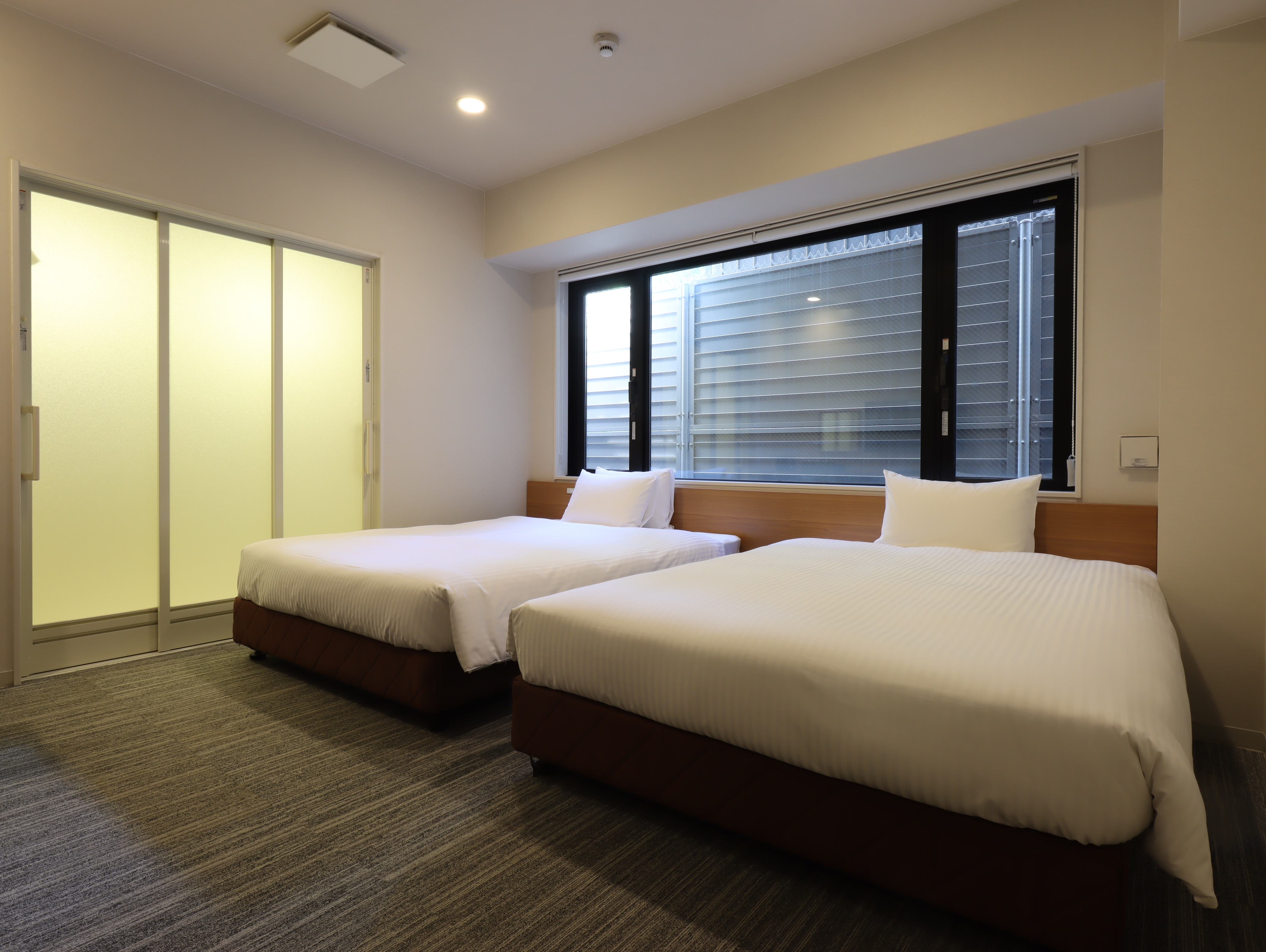 Universal Twin Room