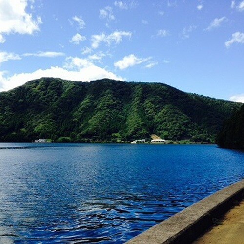 Blue Suigetsu Lake