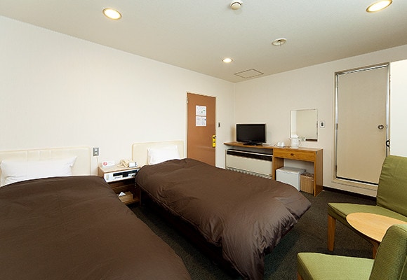 Twin room example