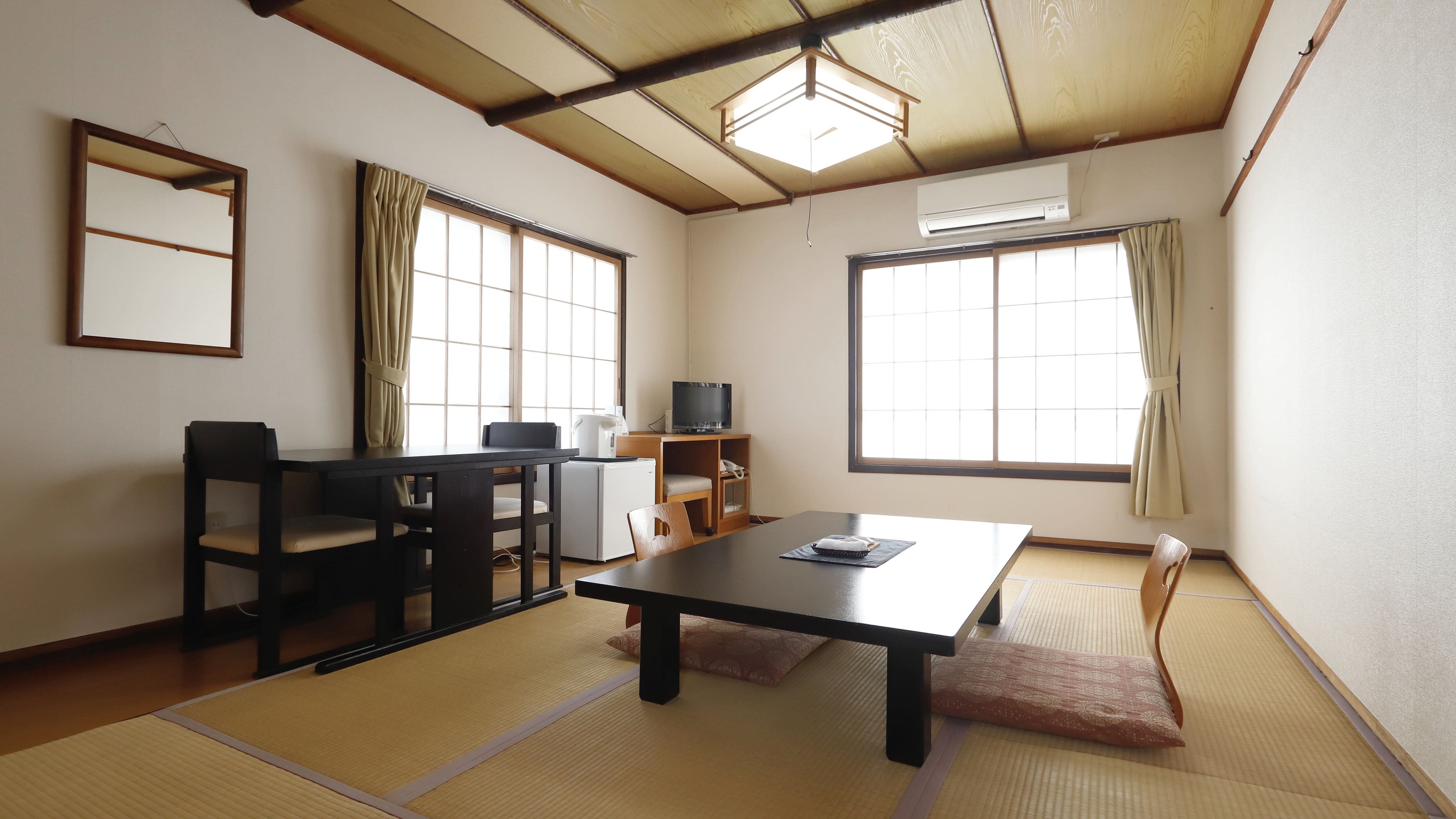[Tojikan toilet shared (6 tatami mats)] Tojikan can be used by two people