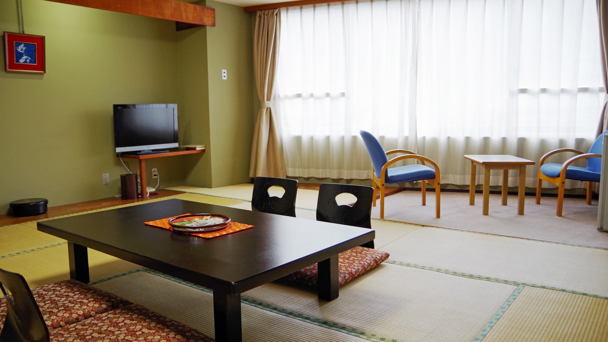 Standard Japanese-style room <Leave it to the inn with a view of the area>