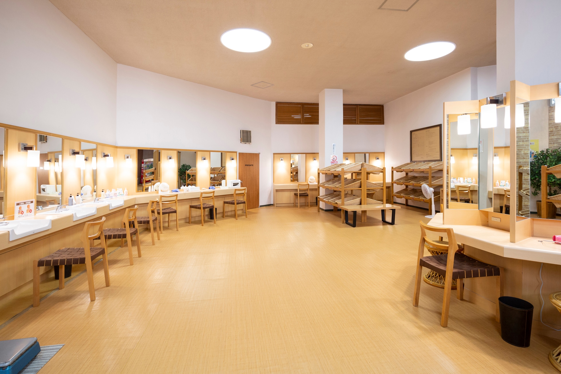 大浴場（更衣室）