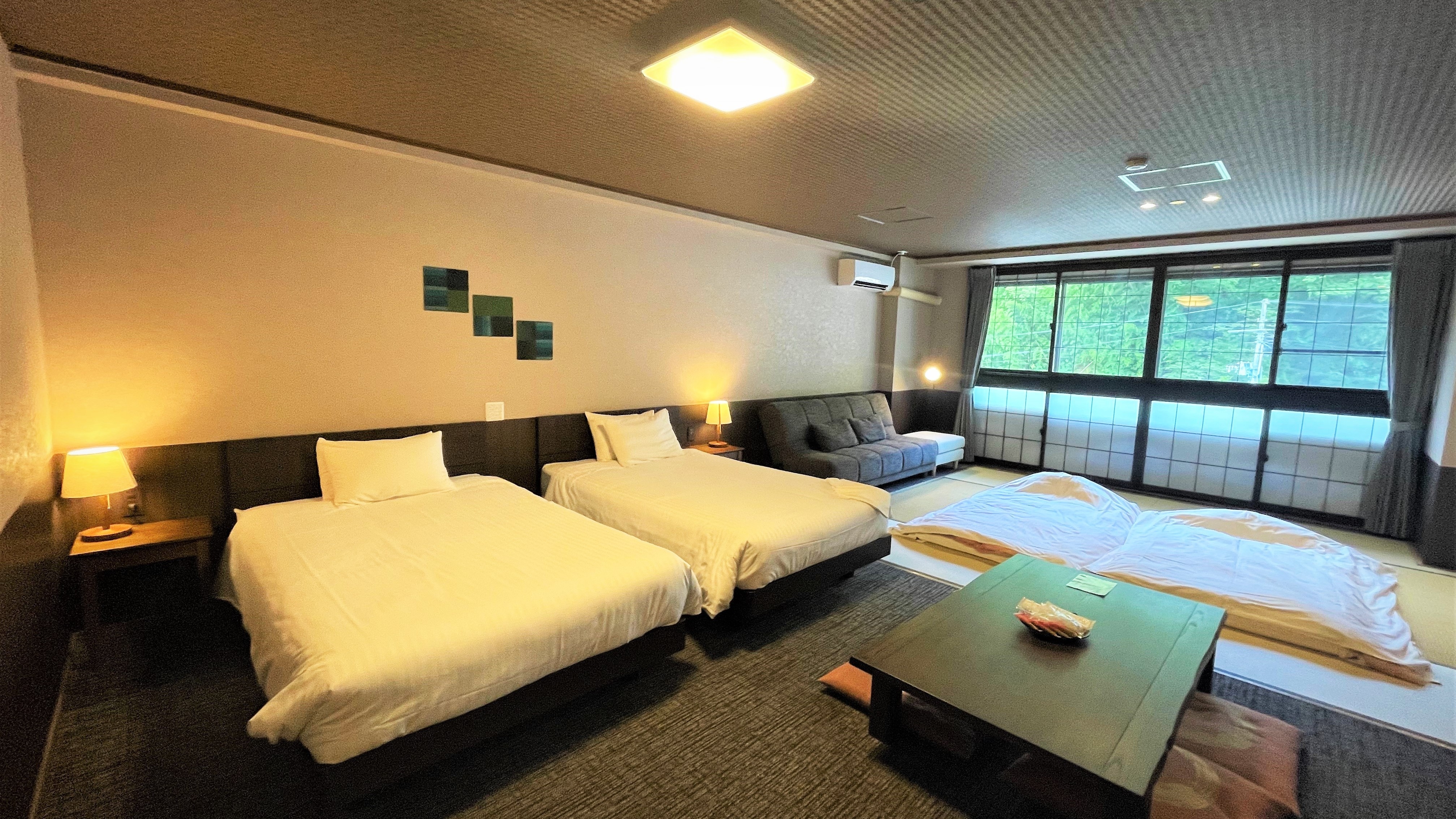 [Annex/Japanese modern twin/with shower] For groups of 3 or more, we will prepare sofa beds or futons.