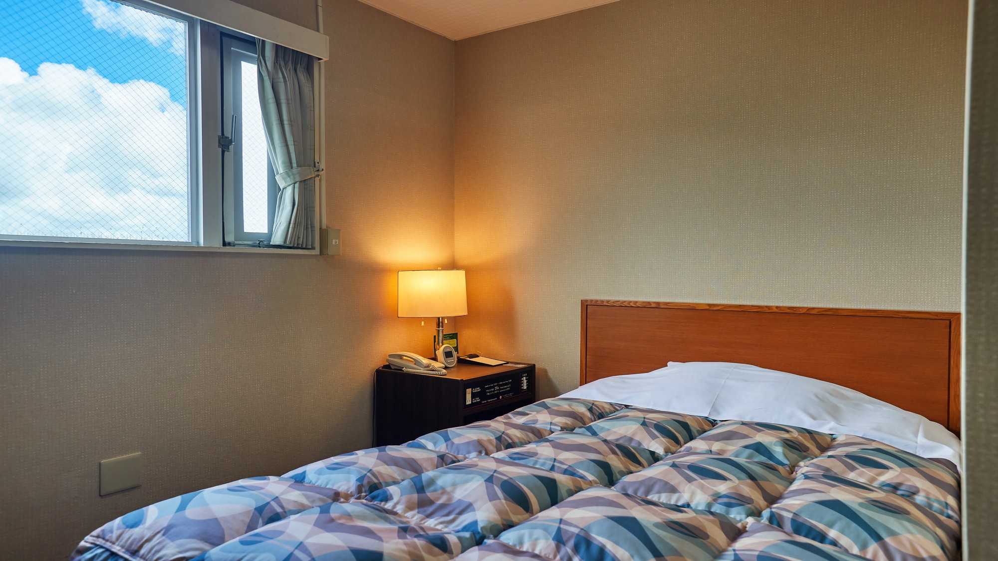 ◆Semi-double room