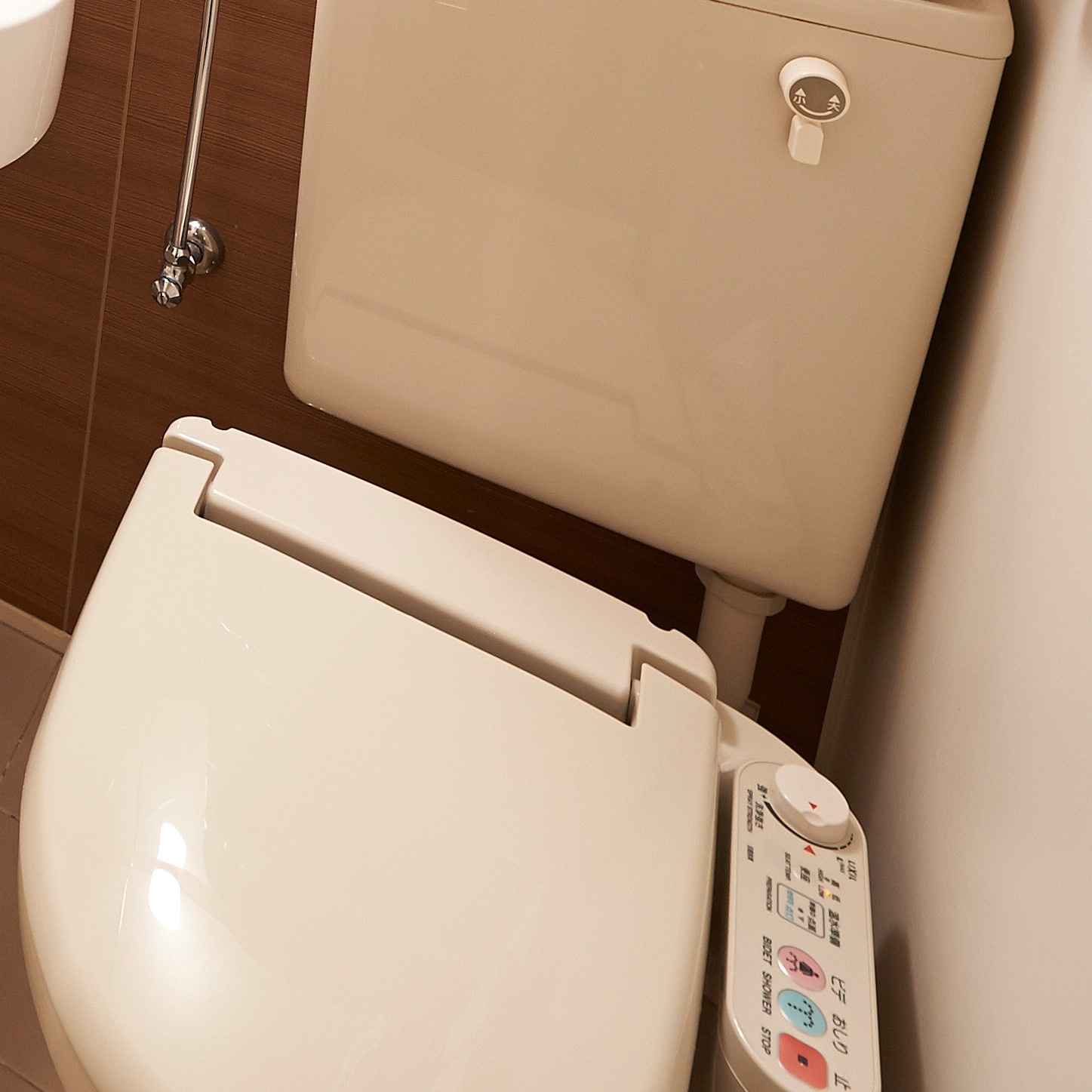 ห้องน้ำ & lt; Washlet ในห้องพักทุกห้อง & gt;