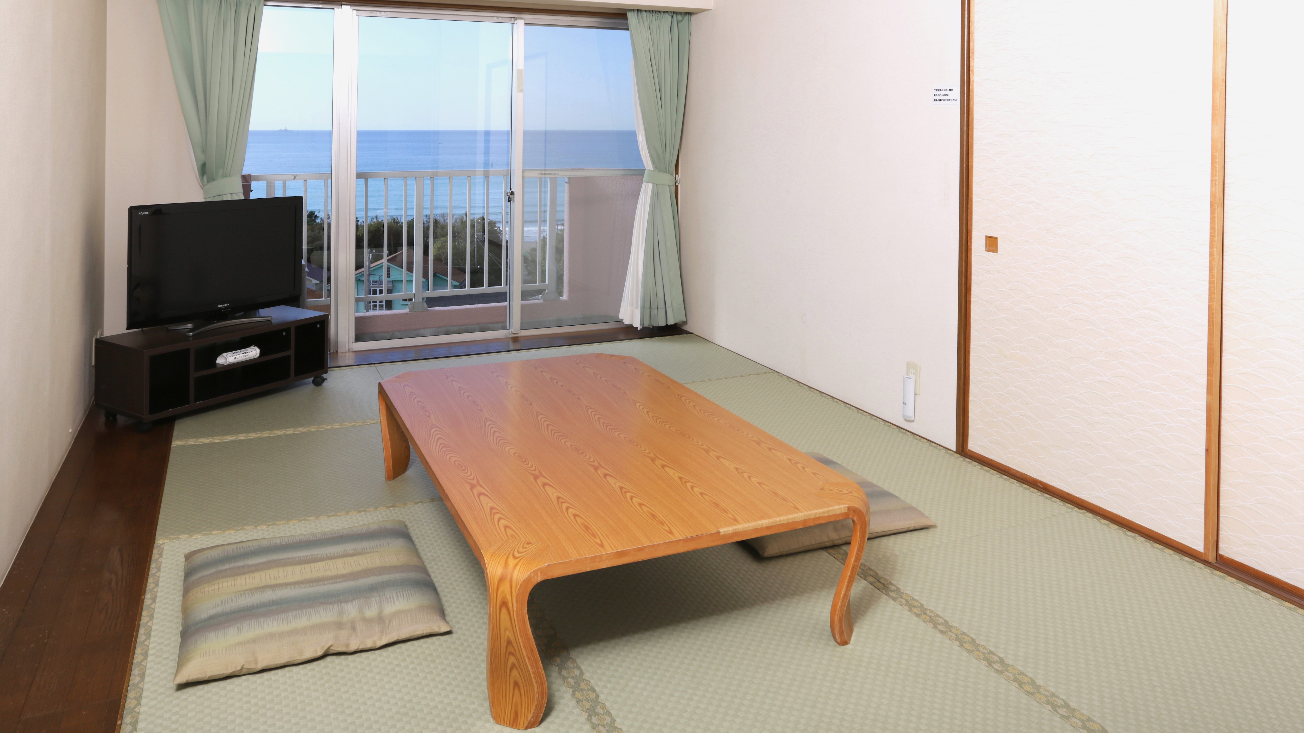 Ocean view Japanese style room 2