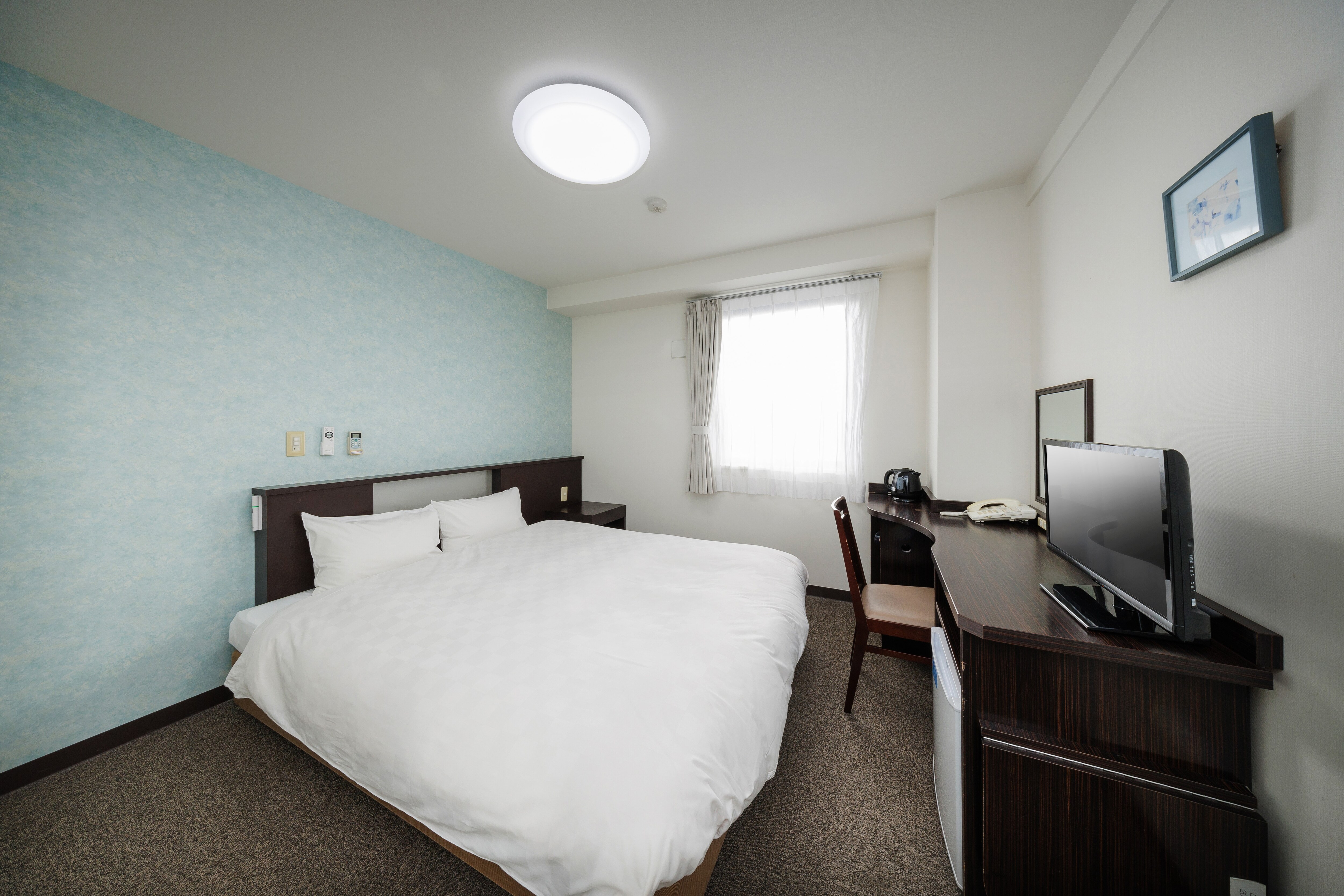 Kamar Dobel 2024