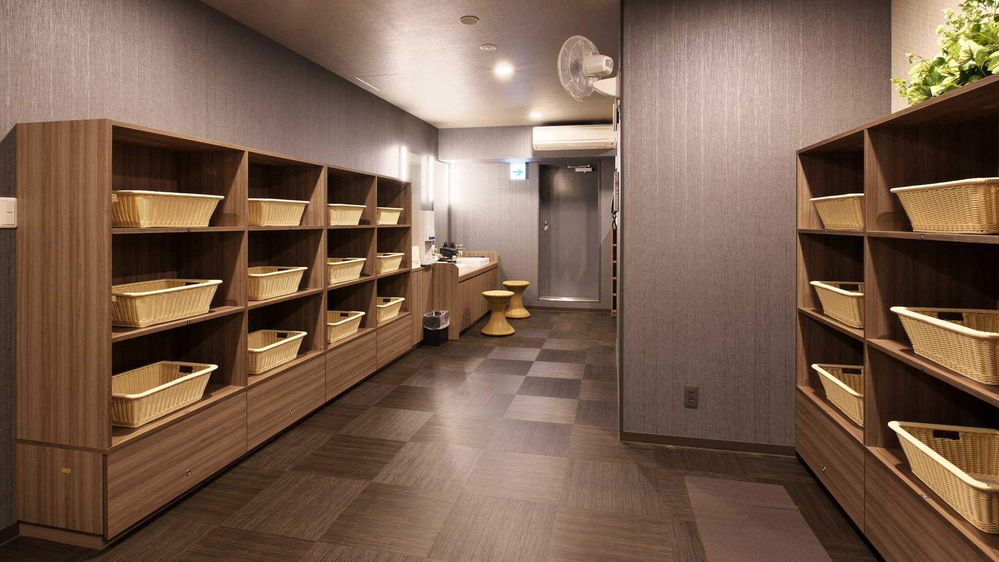 Men's changing room