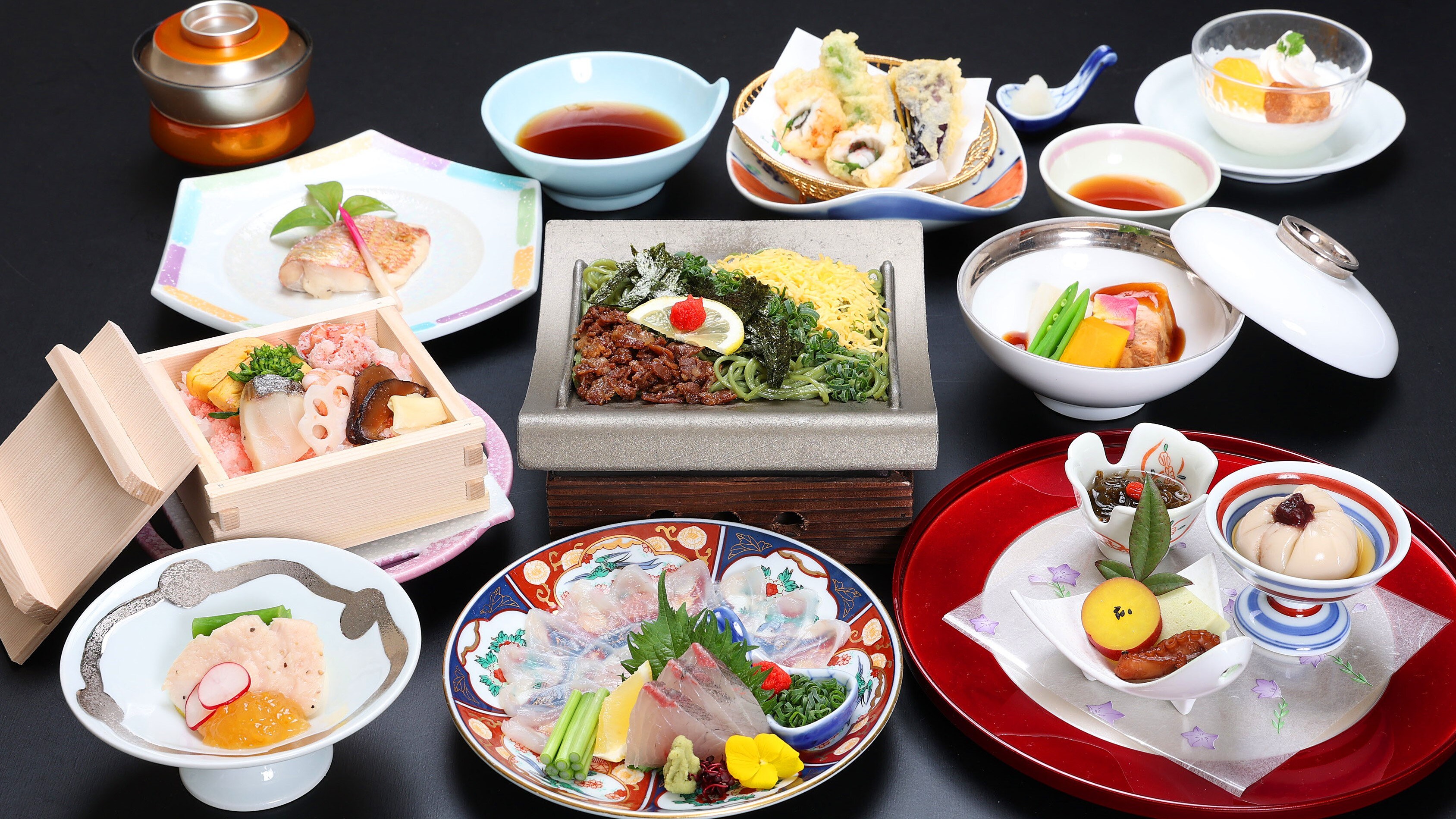 แผน Kaiseki ของร้าน Manpuku Kaiseki ของ Yamaguchi ซึ่งเป็นร้านอาหารท้องถิ่น (ภาพ)