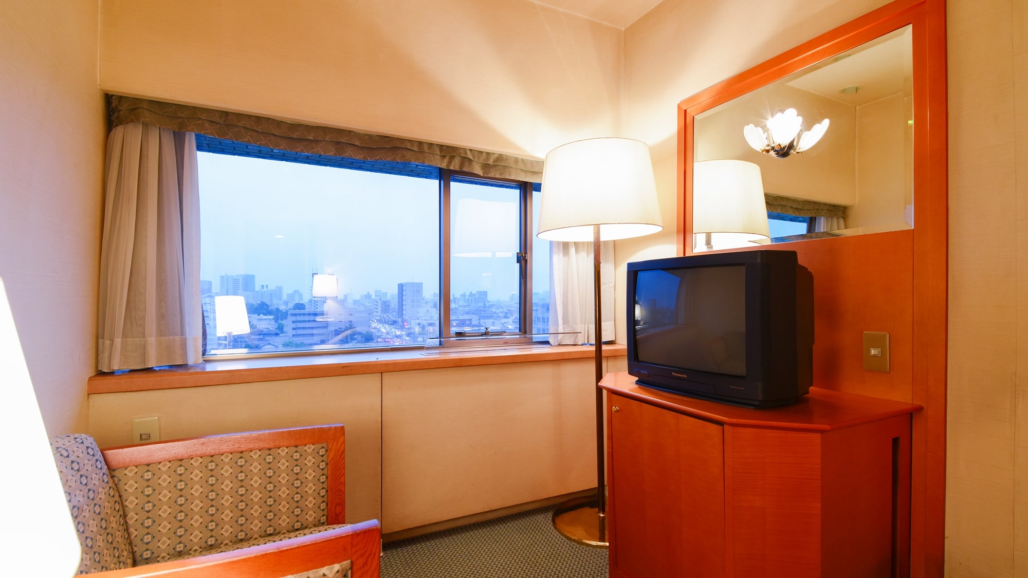 Single room/A room overlooking the city of Maebashi. Perfect for business trips or solo travel.