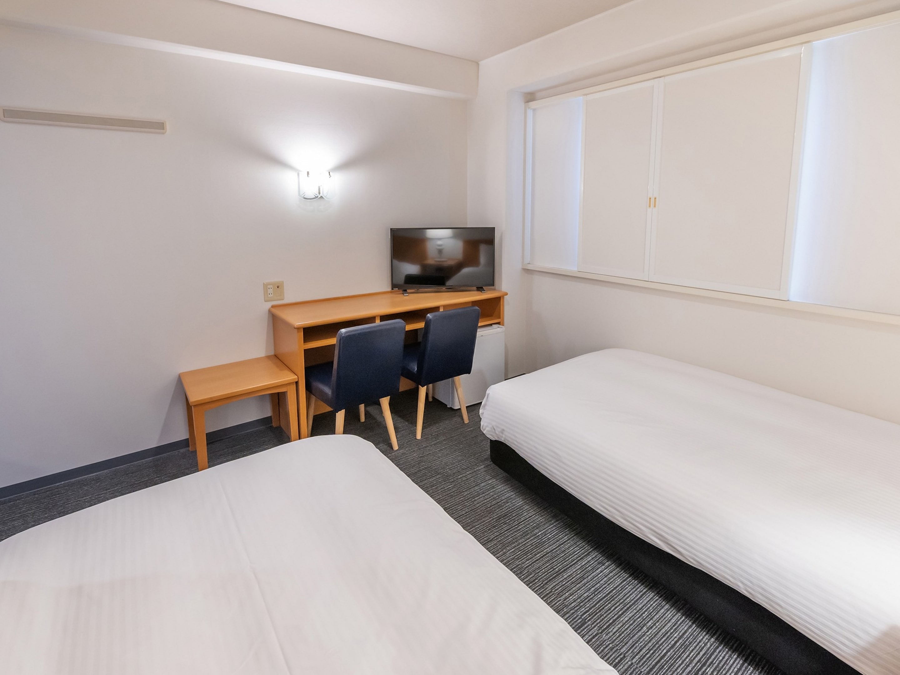 Twin Room 3