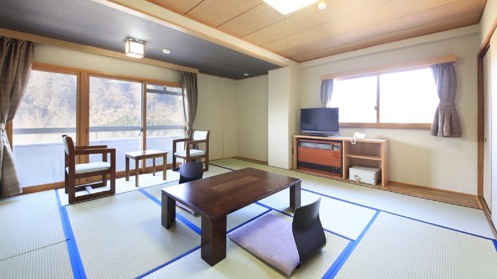 [Phòng kiểu Nhật D] Phòng kiểu Nhật 12 chiếu tatami + bồn tắm + toilet tắm vòi sen...D...