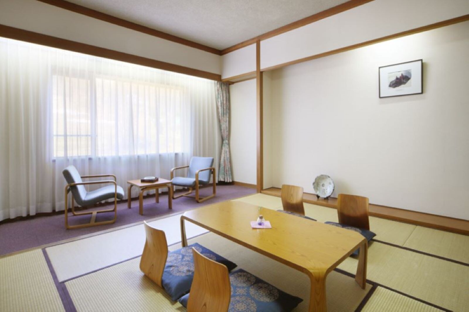 Japanese-style room