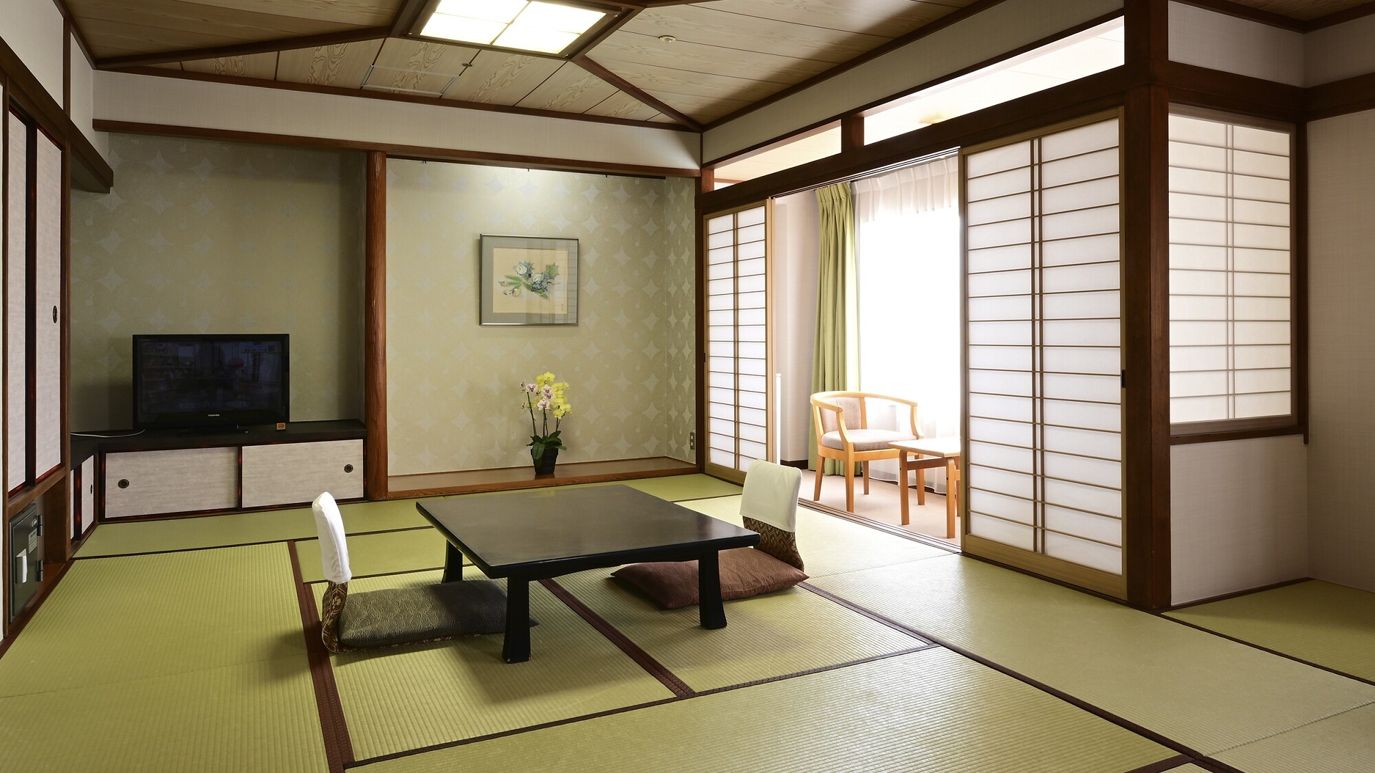 本館日式房14.5榻榻米+復古磁磚浴室客房