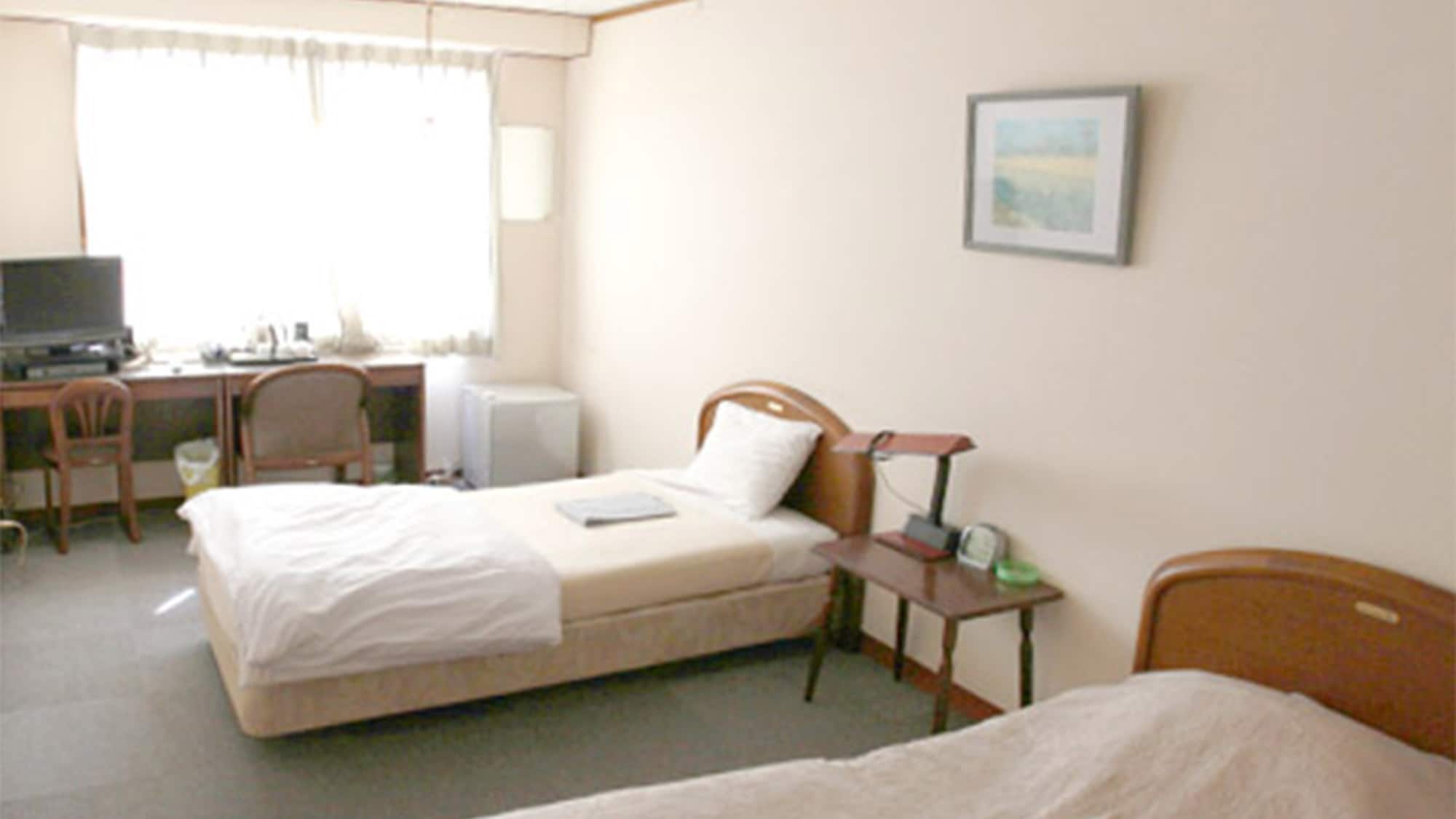 ·Twin room