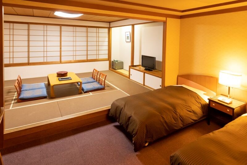 Japanese-Western style room