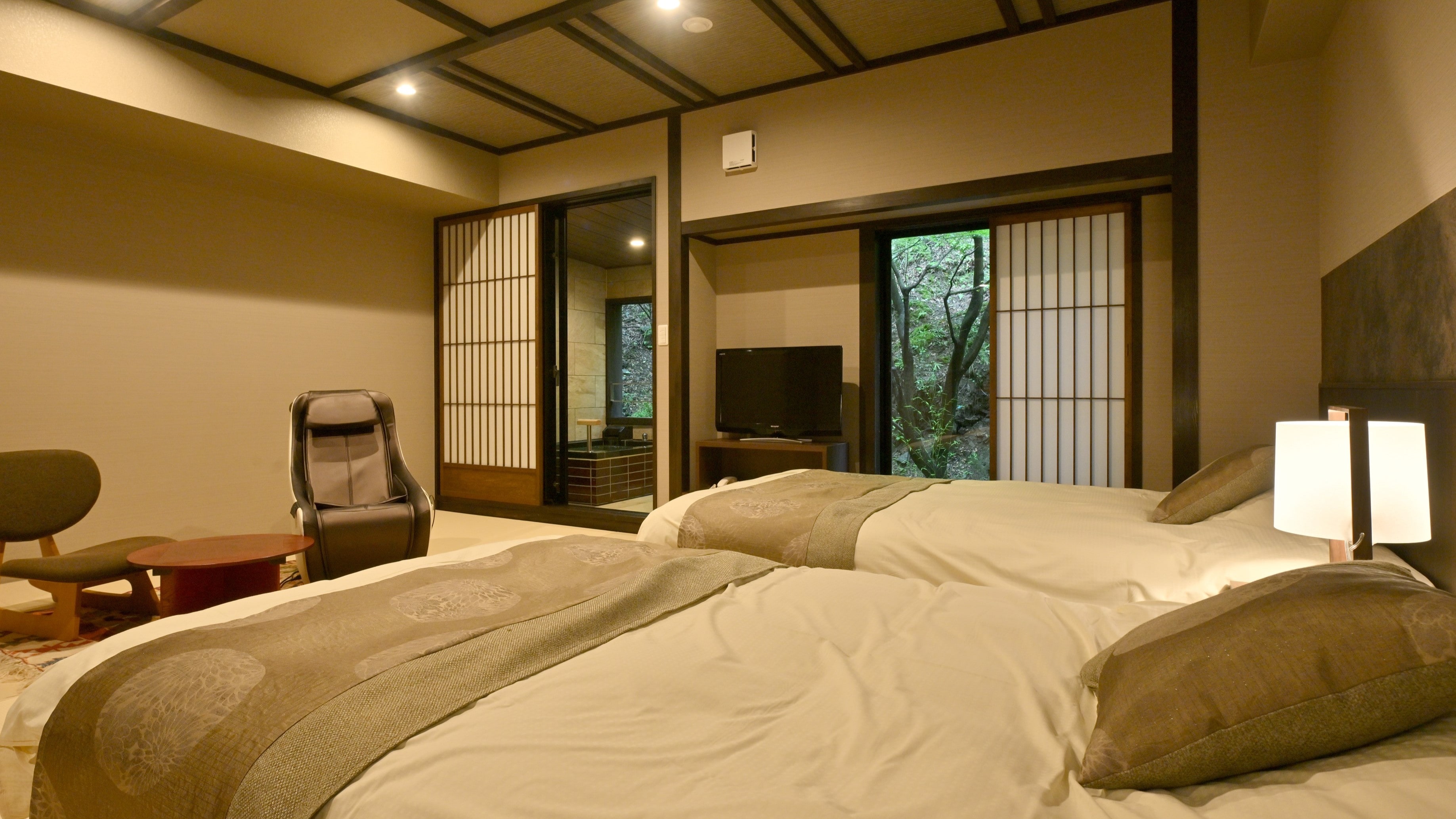 Yamanoan Hot Spring Indoor Bath and Bed