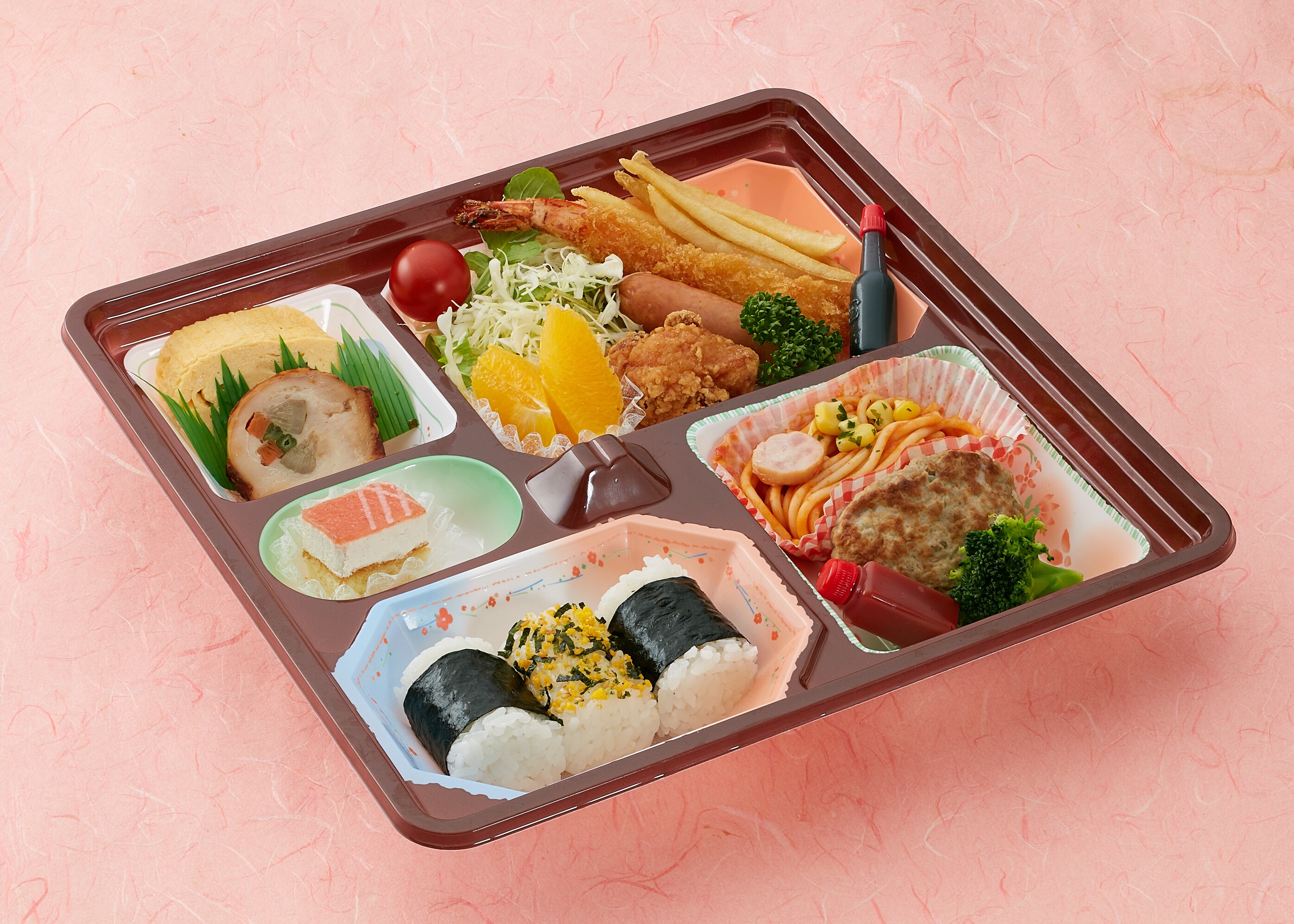 餐飲兒童午餐適用於嬰兒至小學生。