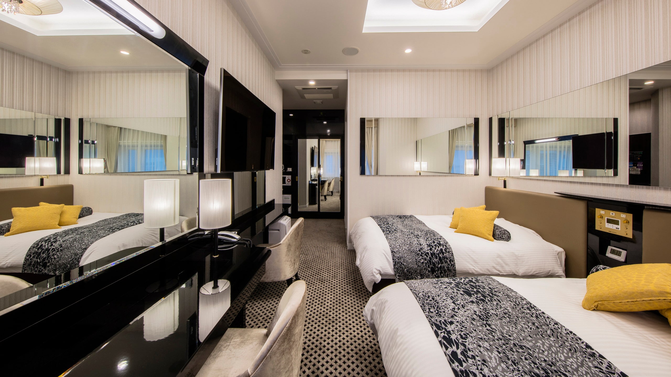 ห้องดีลักซ์เตียงแฝด