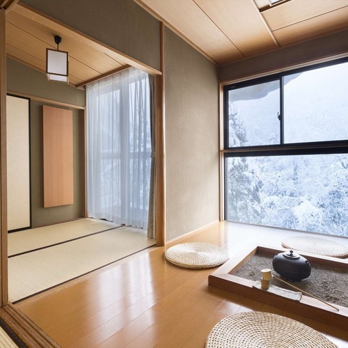 Pure Japanese room 12.5 tatami + hearth room