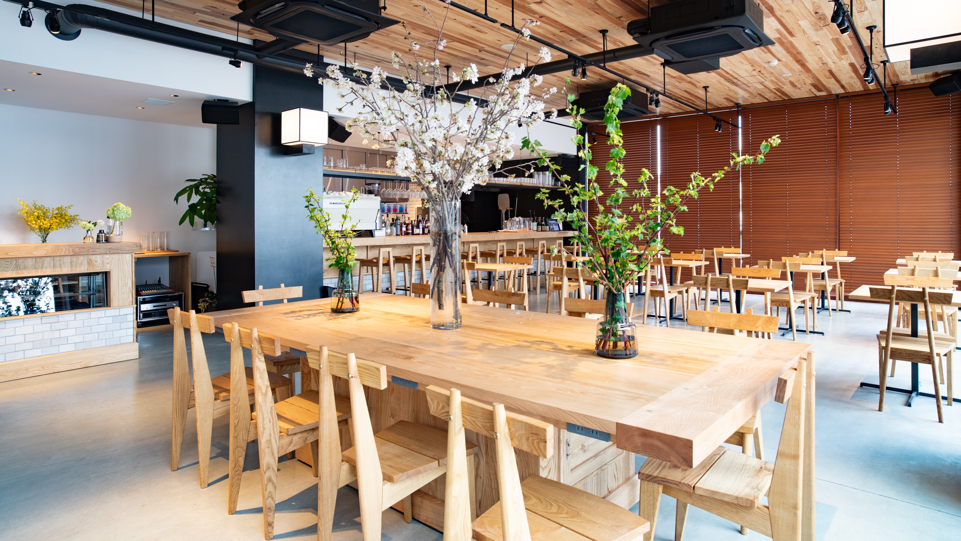 MASCOS BAR＆DINING (Restaurant)