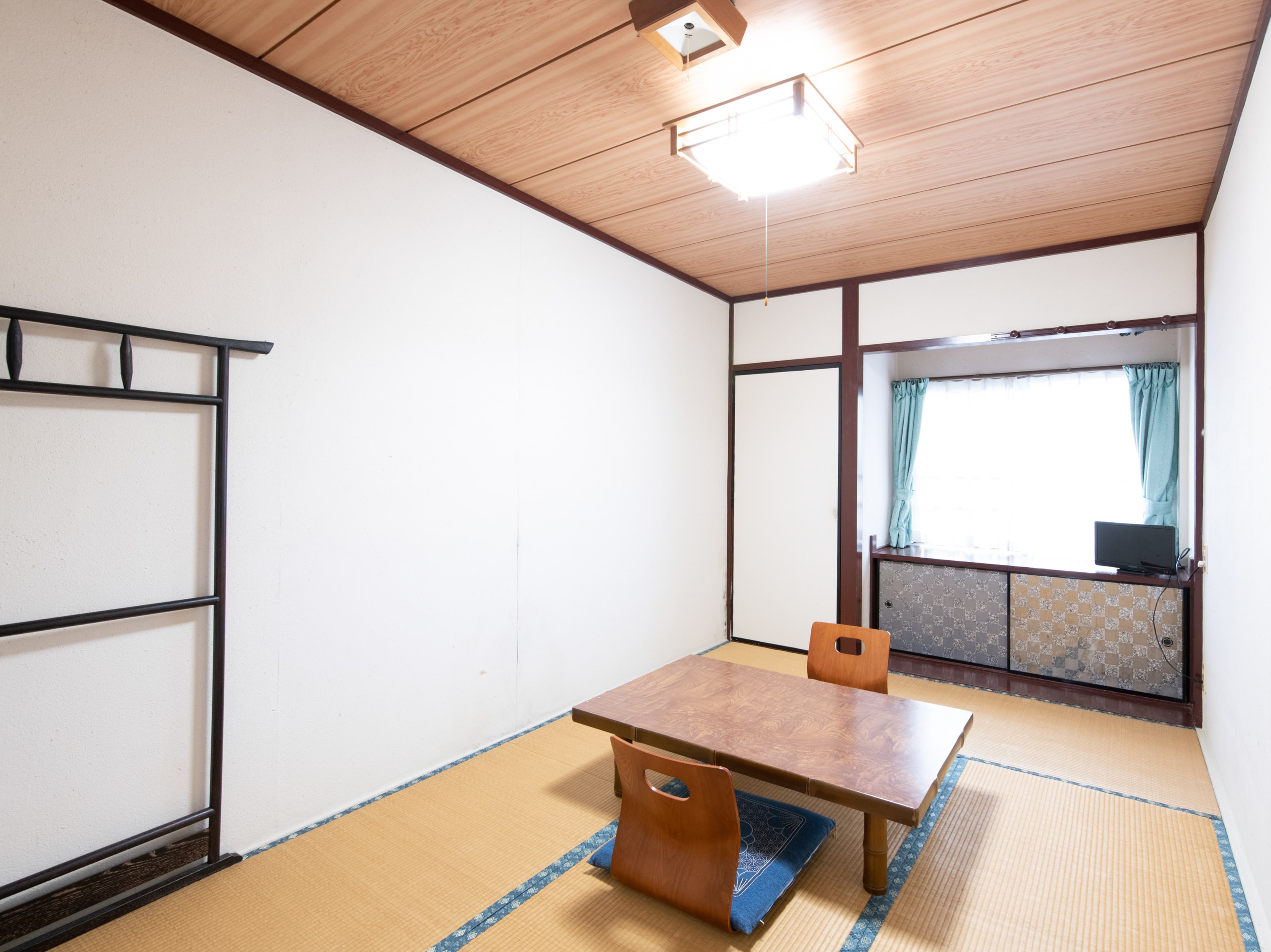 日式双人房（共用浴室和卫生间）