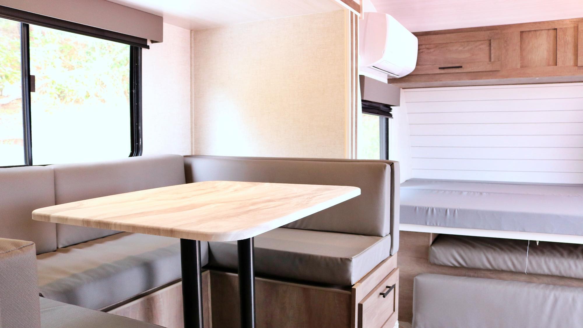Trailer camping: Image