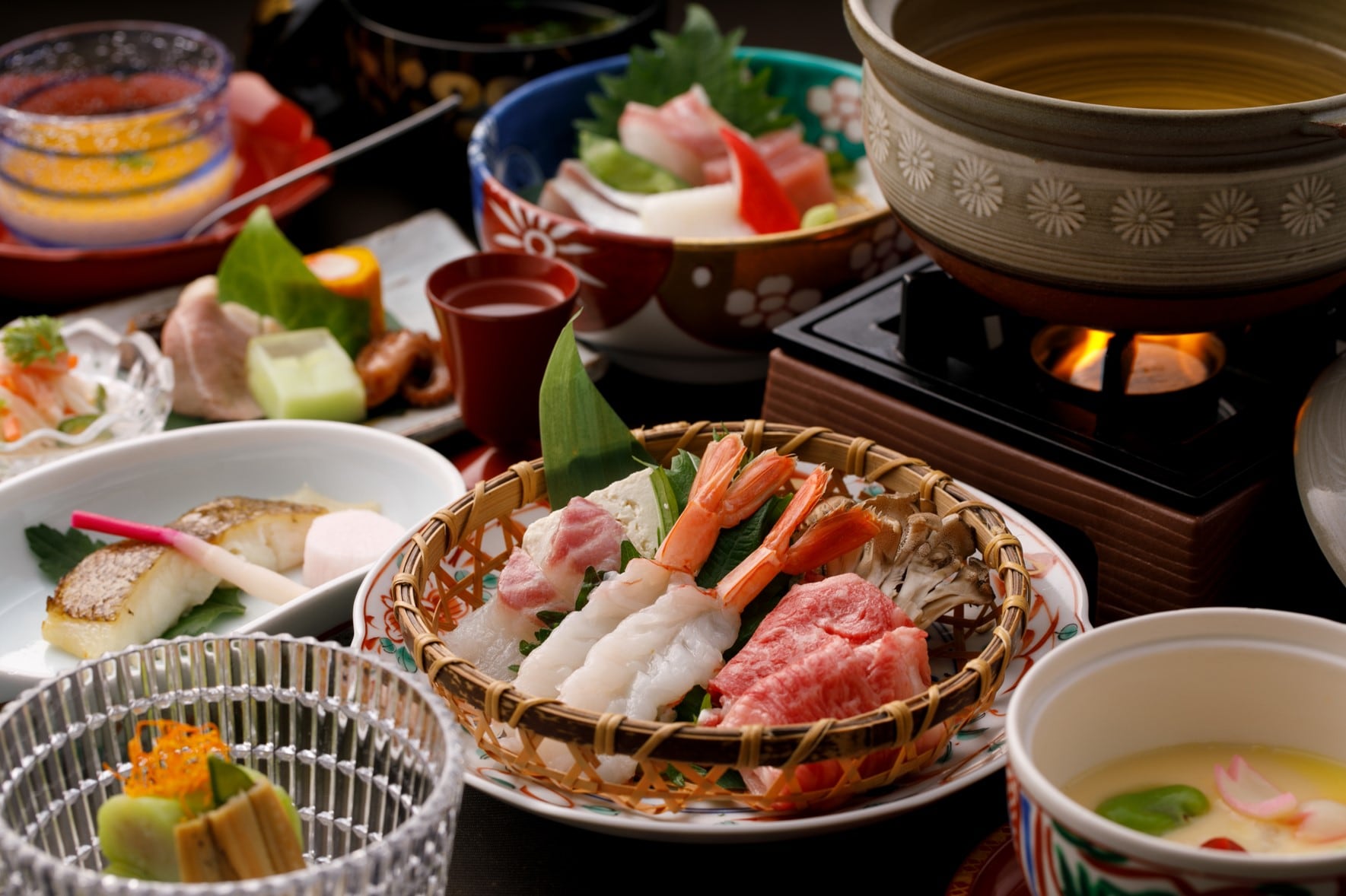 Kaiseki cuisine (example: 3 types of shabu-shabu tasting)