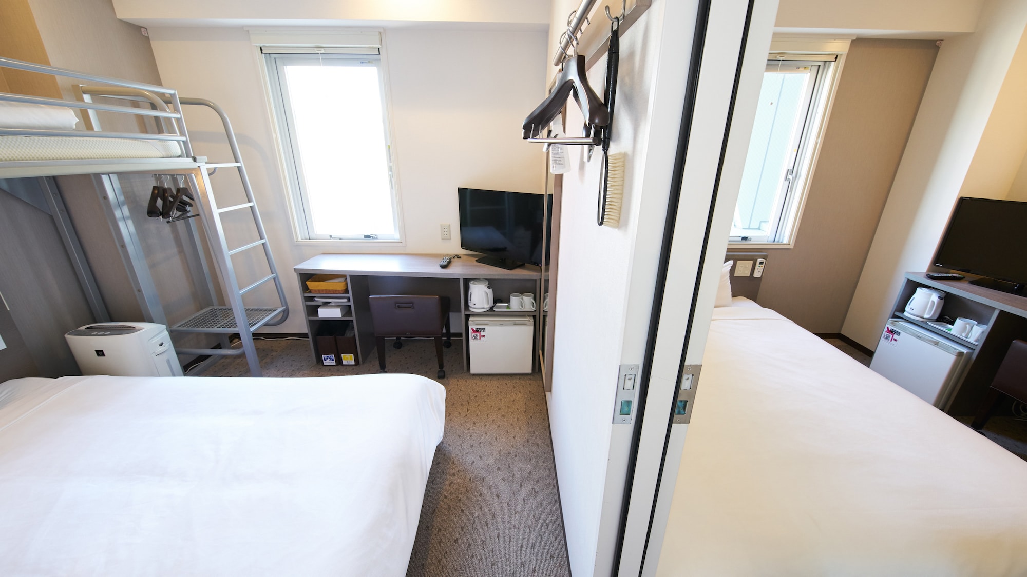 Up to 4 people can stay (including infants)