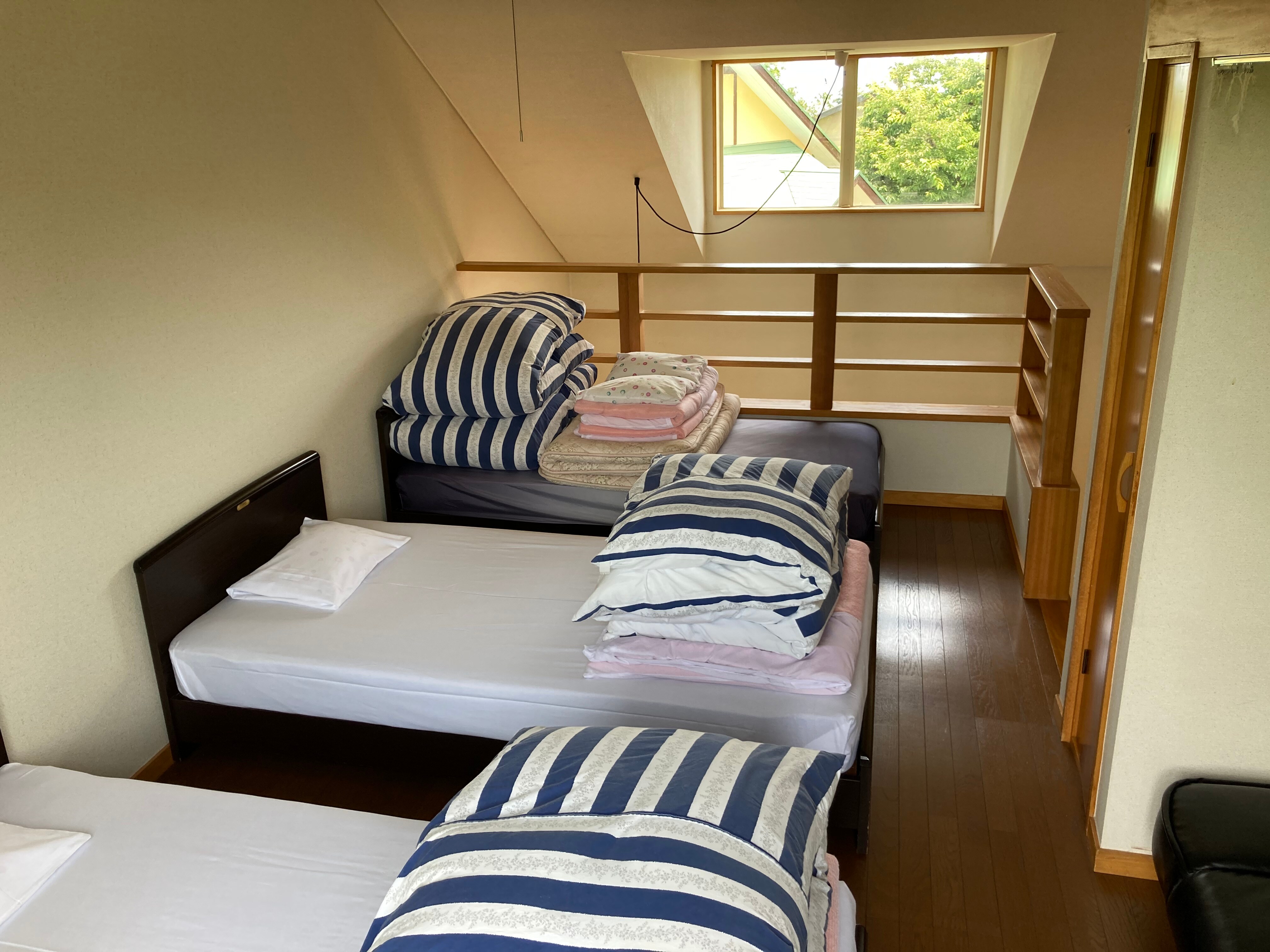 A-type connected building, 2nd floor Western-style room type