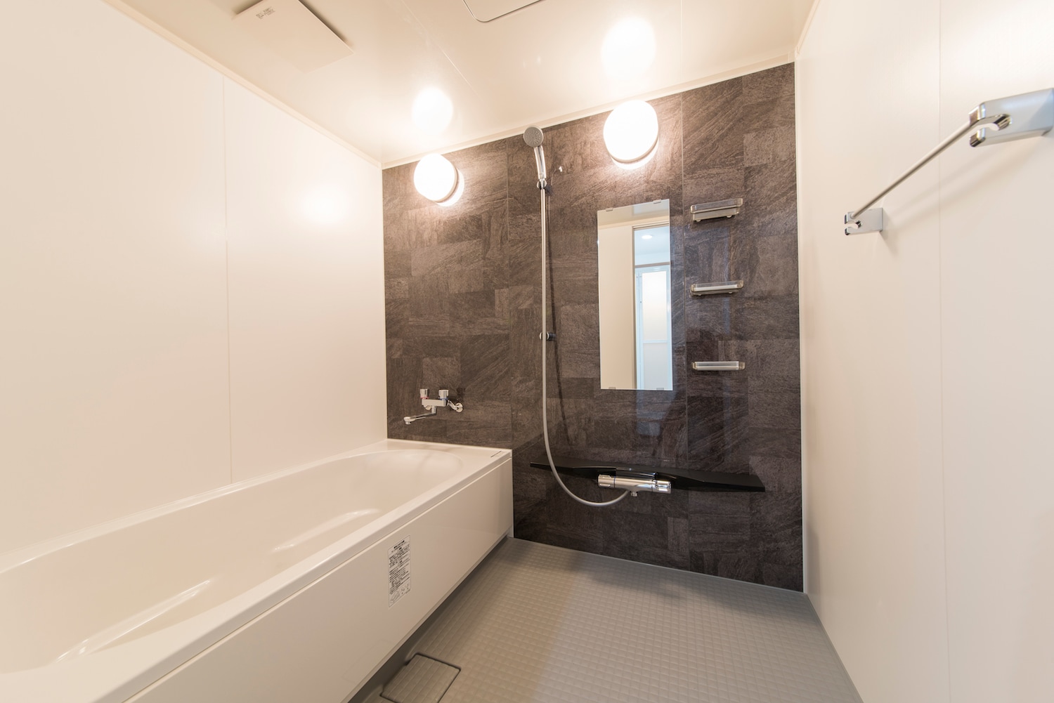 Bathroom <2nd floor to 5th floor>