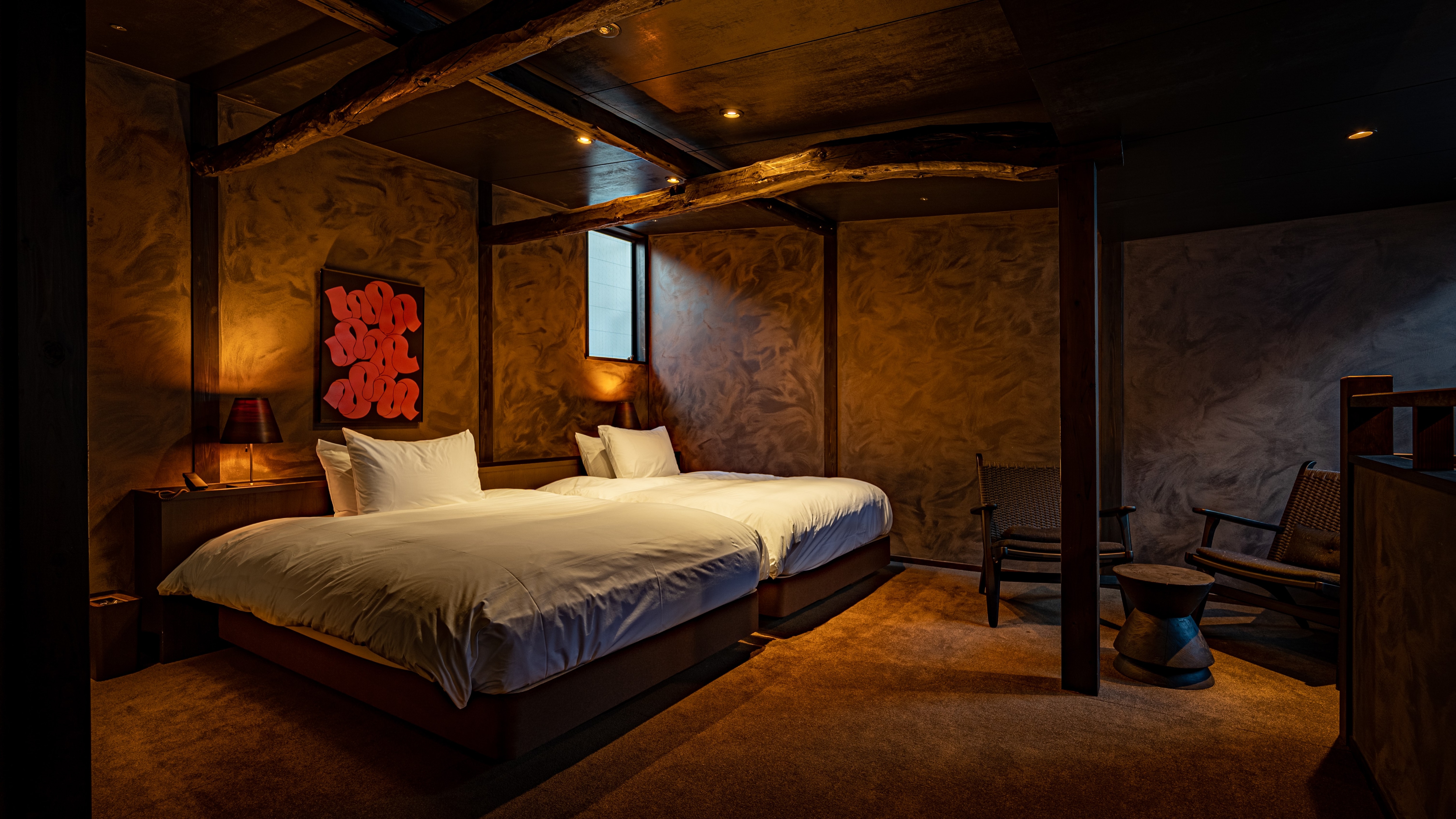 [Ueharaya] Hyakuju / A space of ancient and modern times where you can feel the rhythm of beams / With a semi-open-air bath