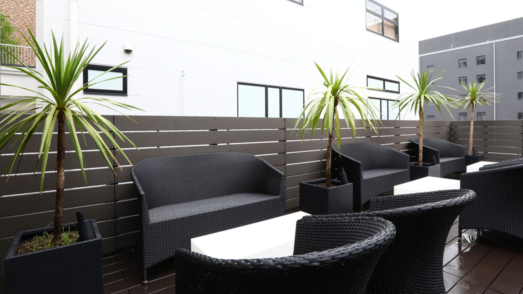 4th floor terrace
