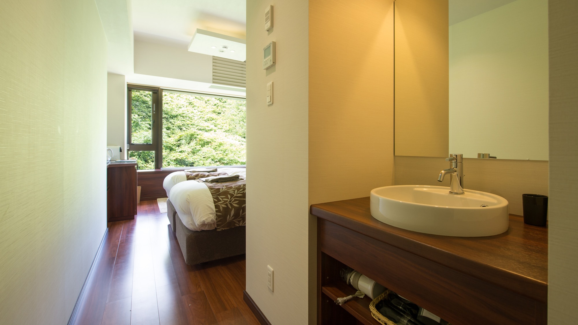 [Hotel room] Washroom space