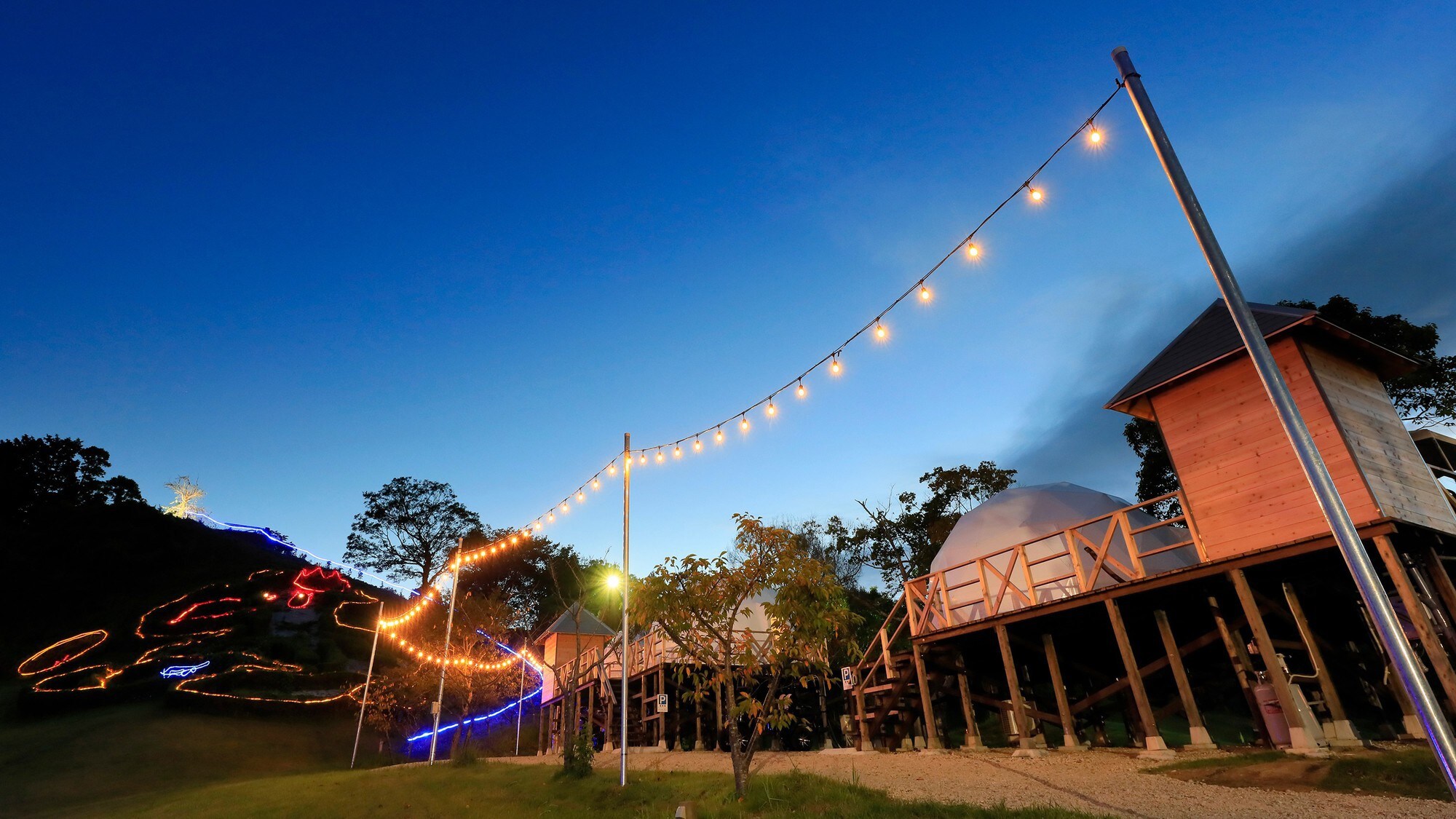 TENDA KUBAH Glamping