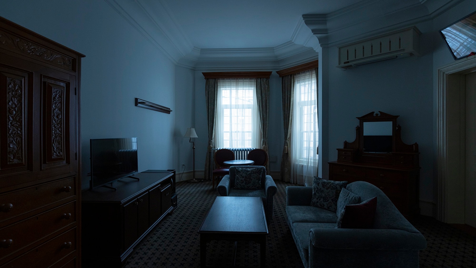 Western-style Building: Historic Suite