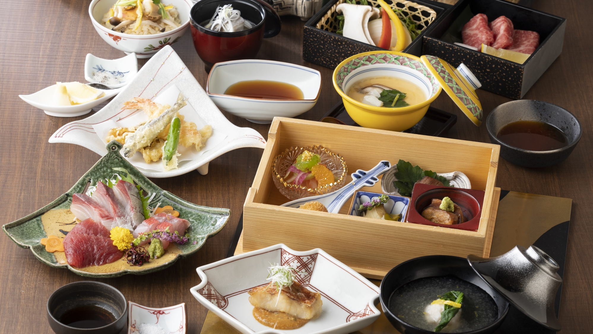 Makanan Jepang kreatif musim dingin *Gambar