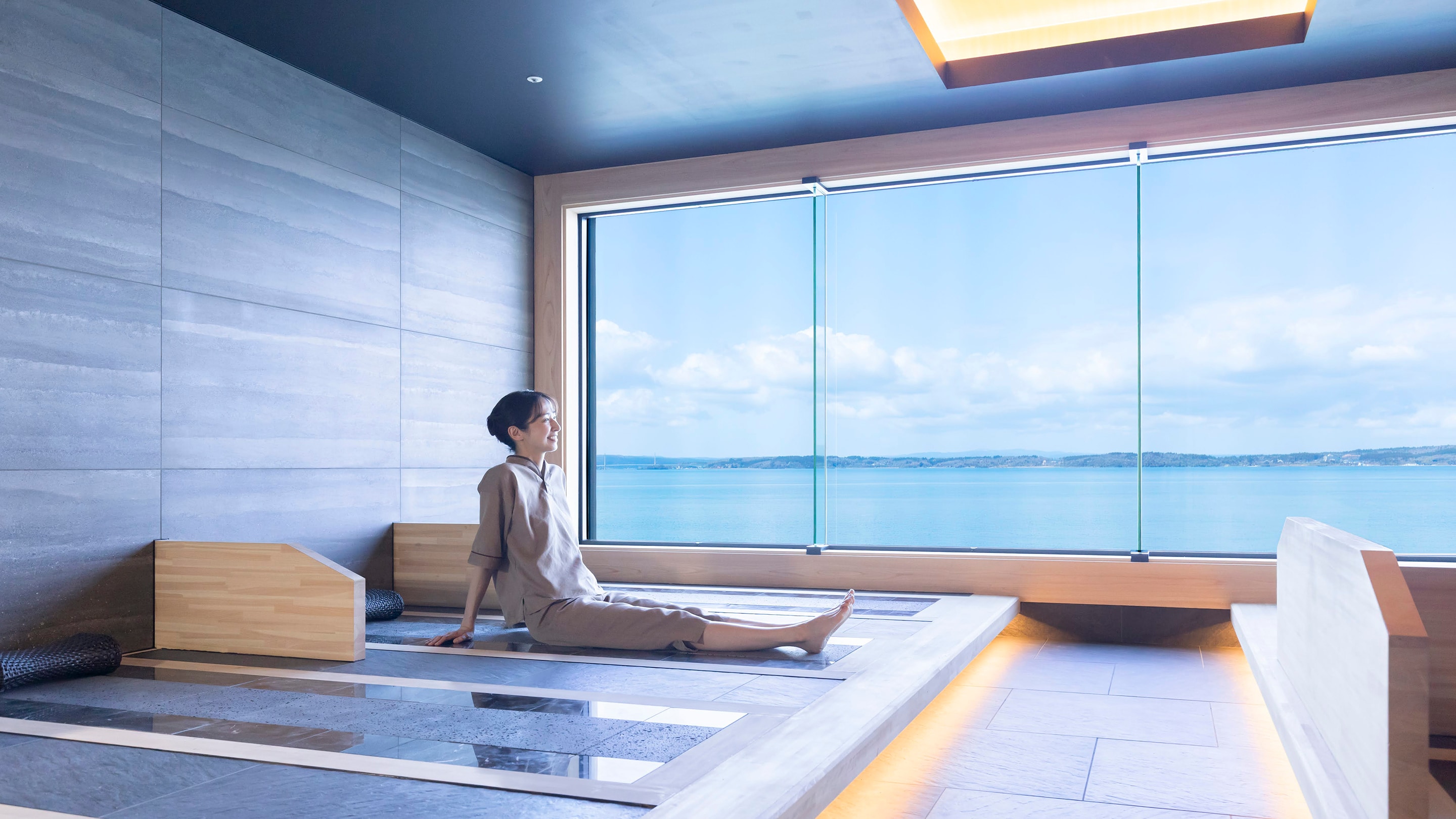 Bedrock bath (for women)