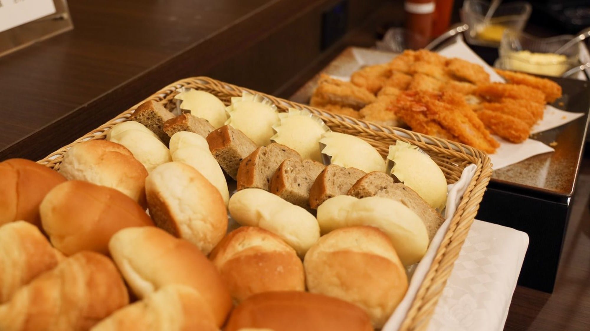 Breakfast buffet 2