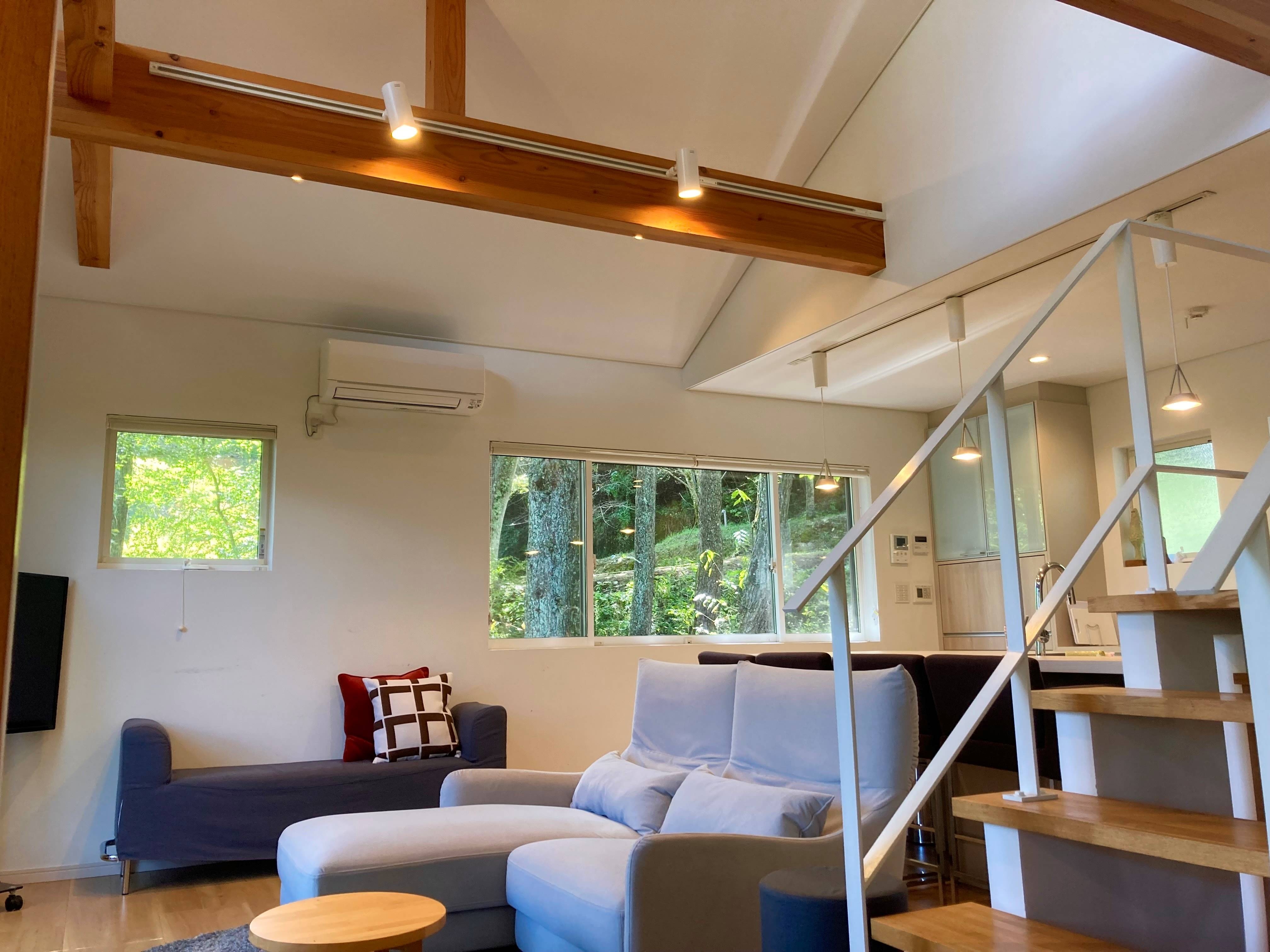 Honors Hill 24 Living Room