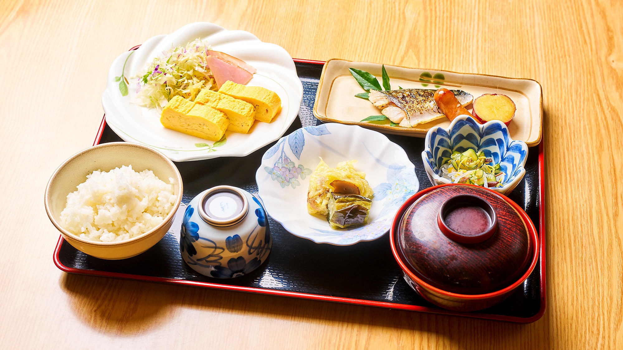 ・[早餐範例] 享用多樣化的日式早餐選擇