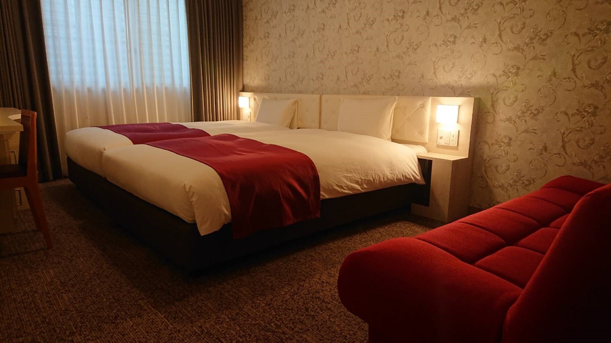 Kamar Hollywood Twin Plus