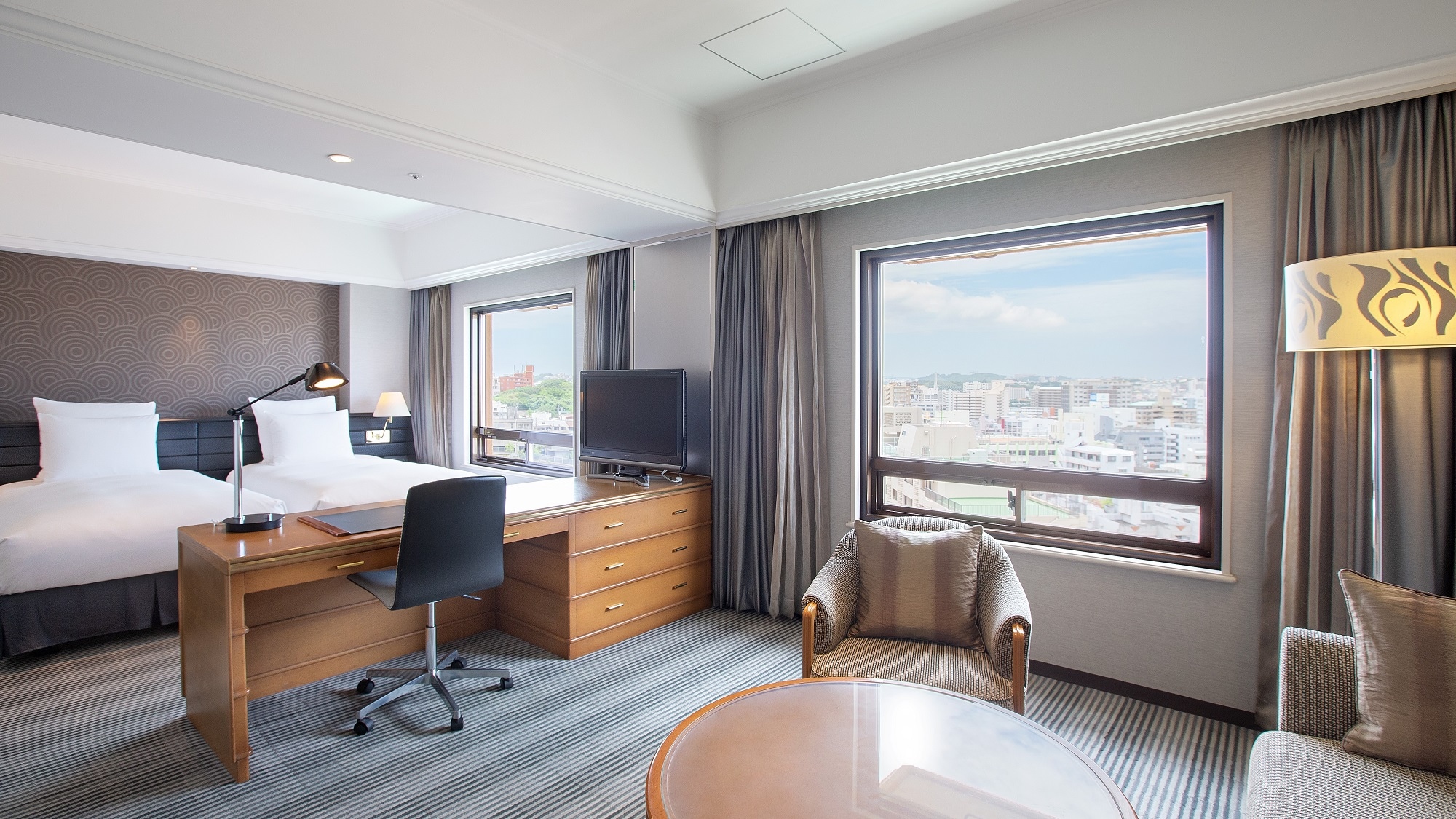 [Crown Suite] Main building
