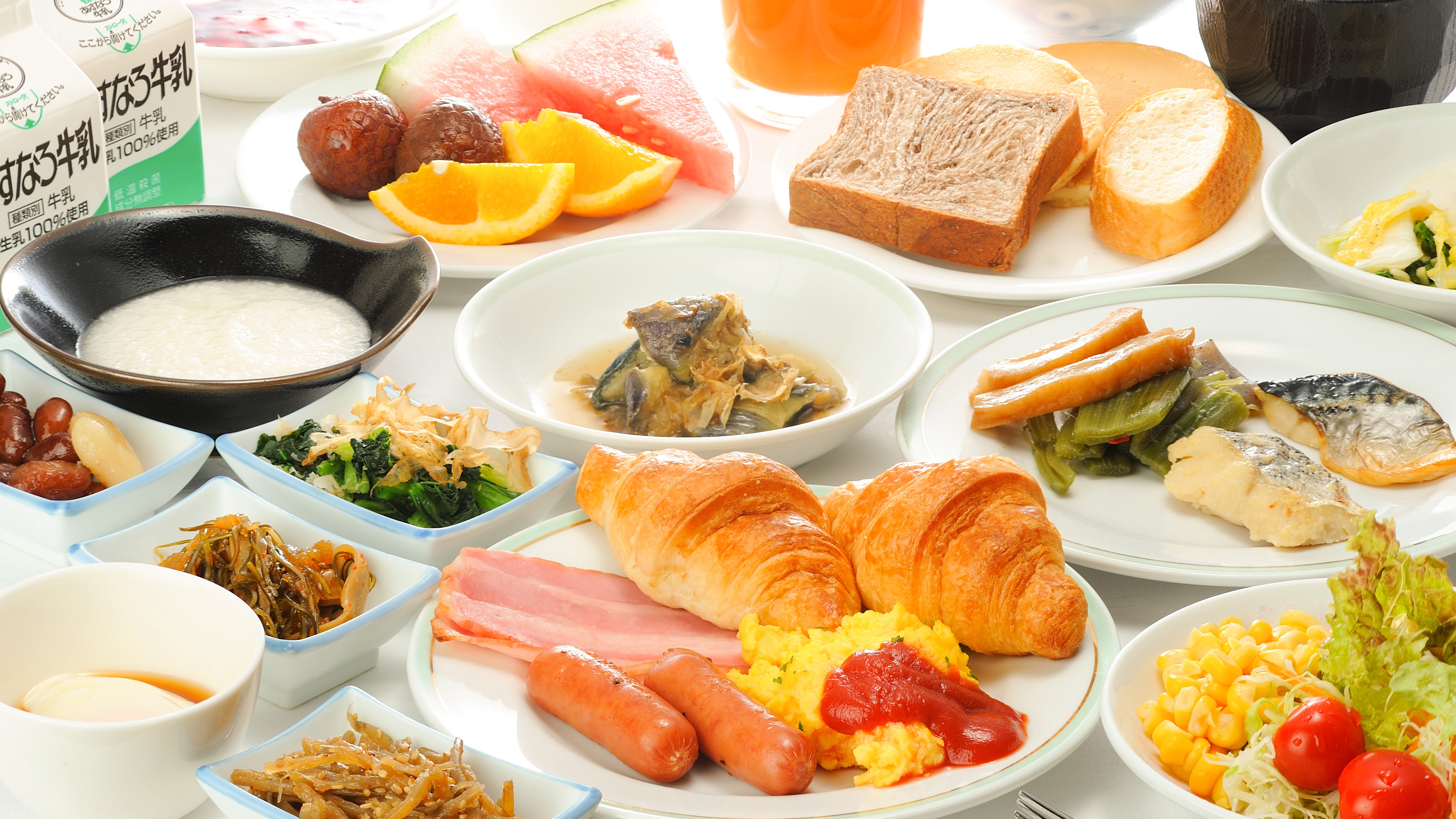 "Hanachaya" -Breakfast buffet with more than 30 items-