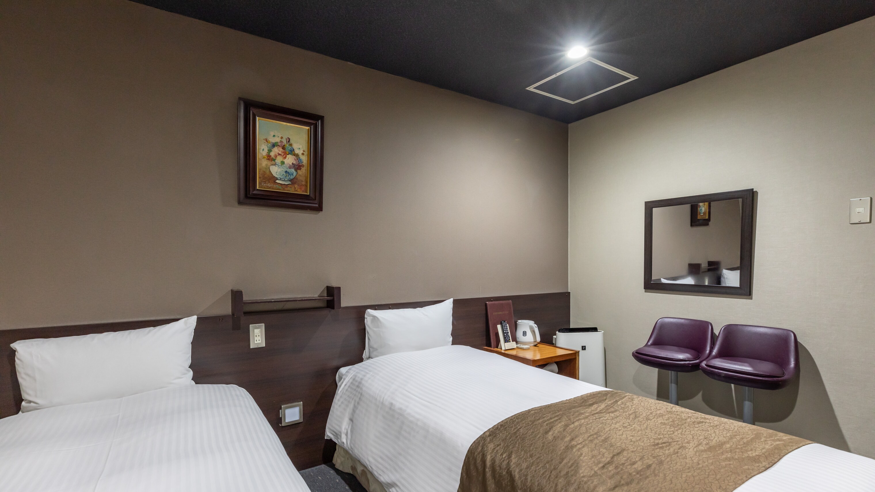 Twin Room
