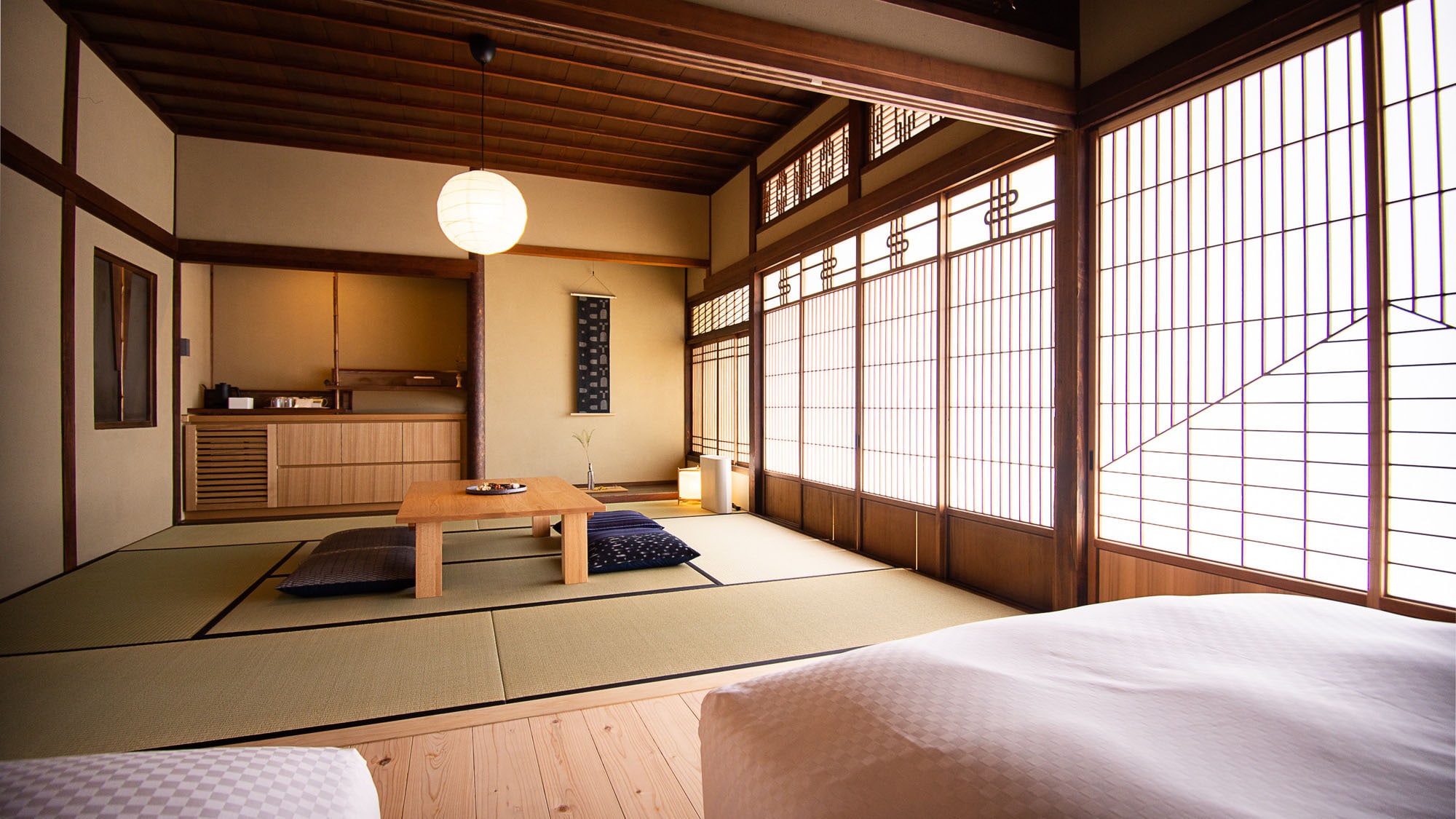 VMG Grand (Capacity 2) - 204 The interior fixtures still retain the atmosphere of a traditional Japanese restaurant.