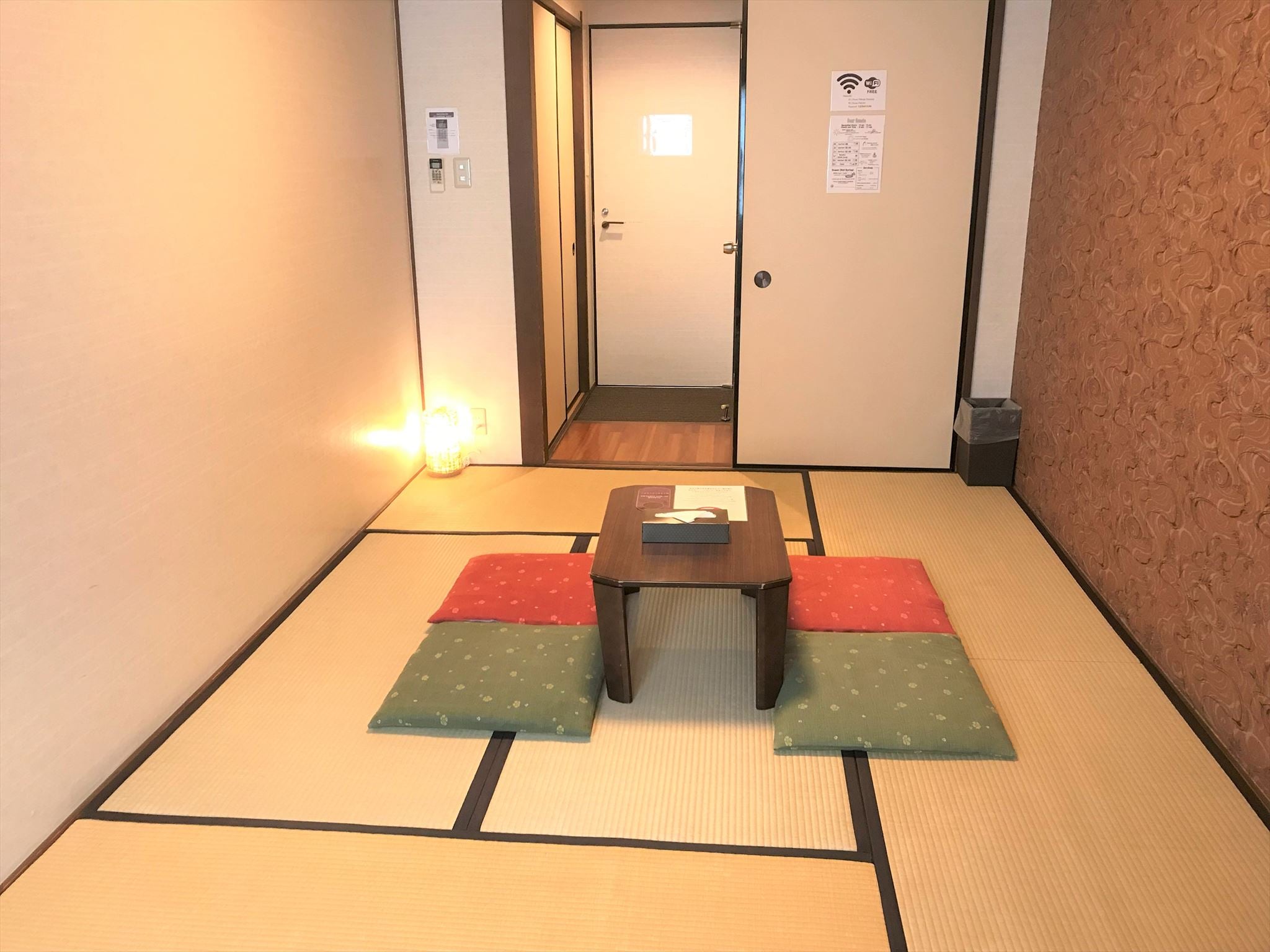 Standard Japanese-style room (6 tatami mats + spacious veranda)