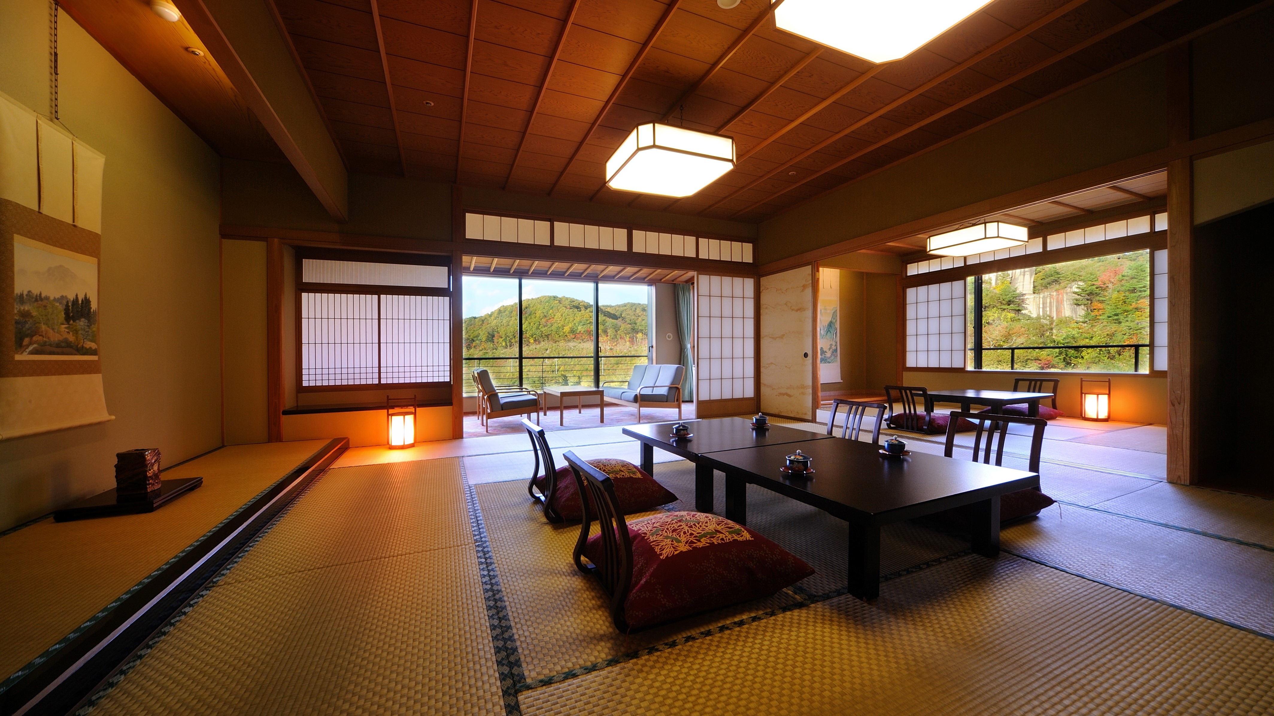 [Japanese 15 + 6 + 6 tatami mats] Large room type with a space between the next and a distance (example)
