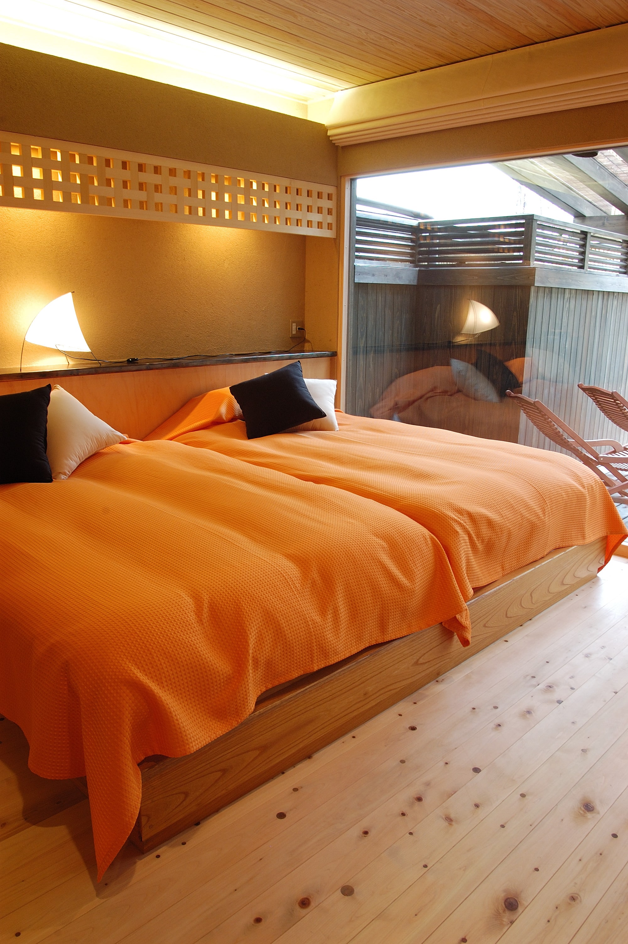 Ikezuki Bed