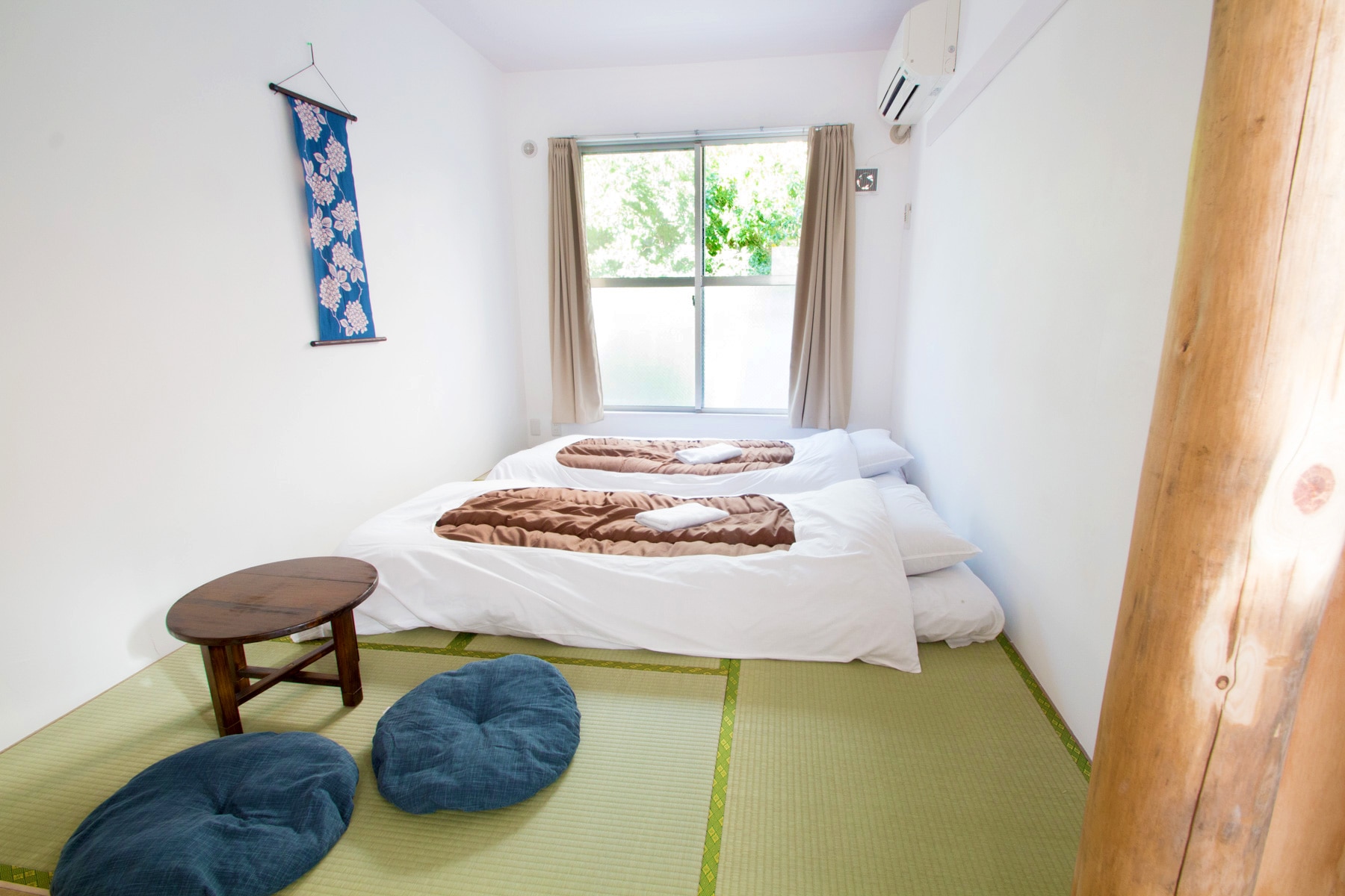 6 tatami Japanese-style room for 2 people